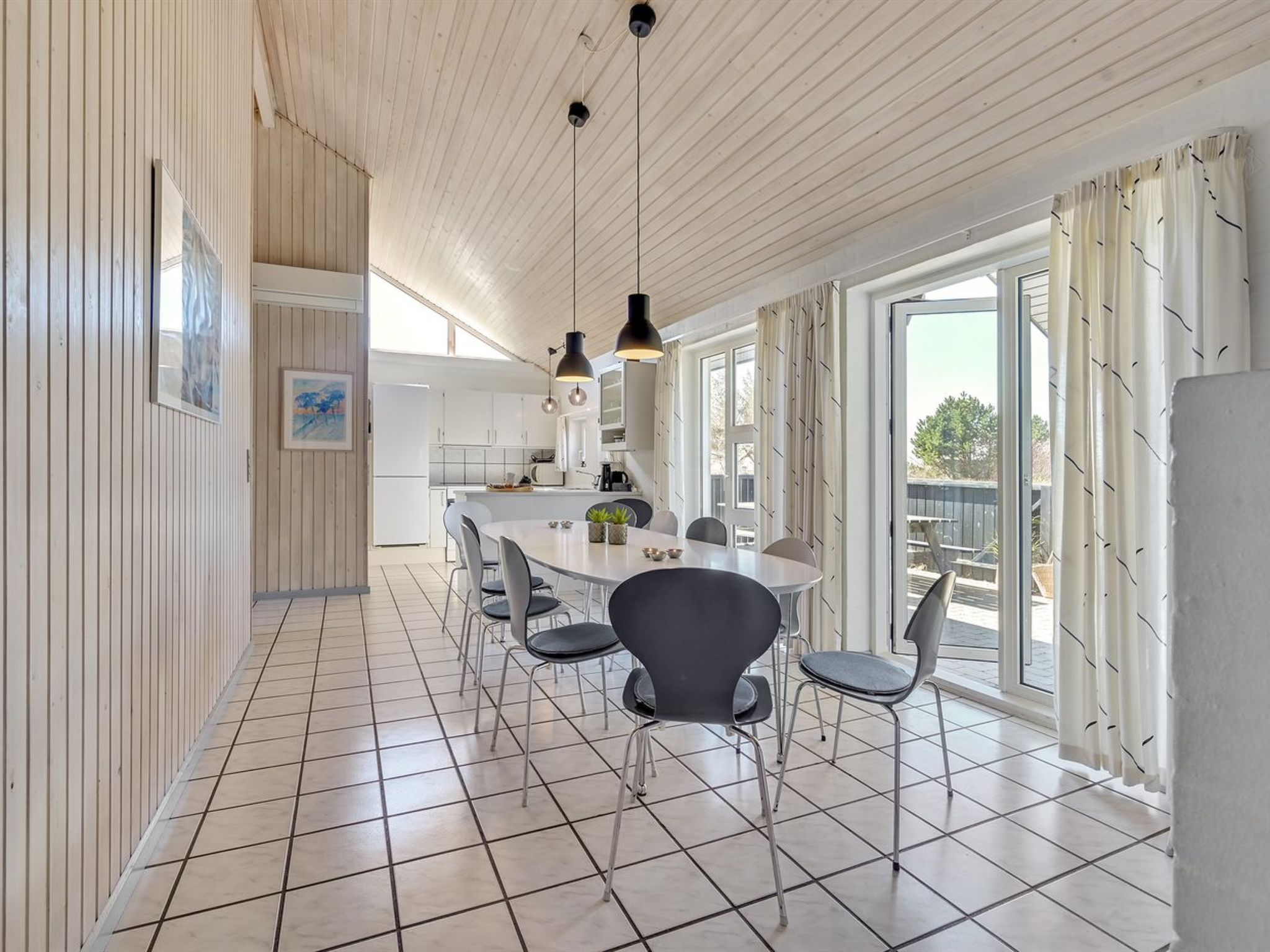 "Faina" - 100m from the sea - Binnen