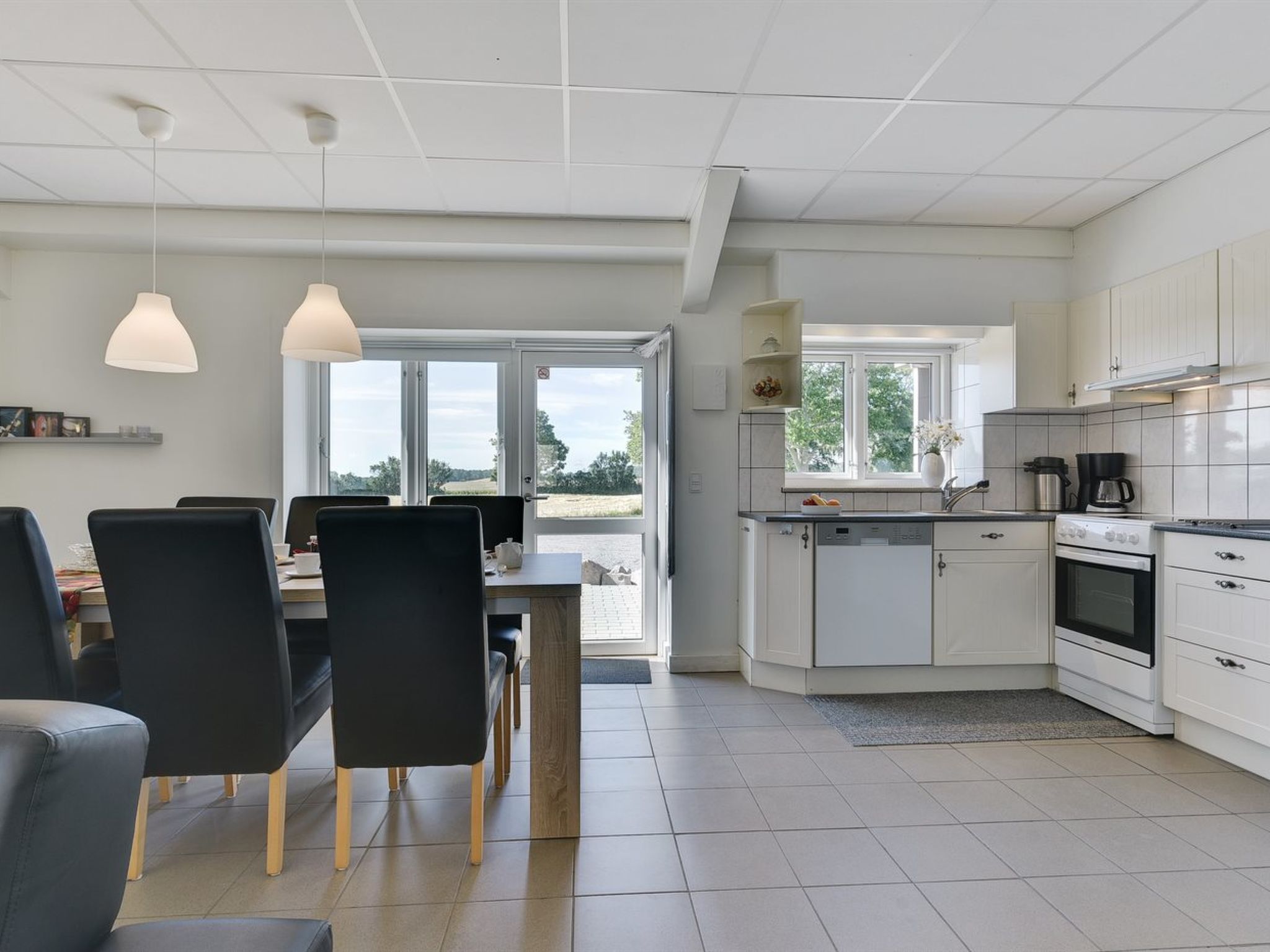 "Henne" - 2.5km from the sea-Binnen