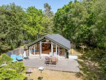 Vrijstaande vakantiewoning Osa op 150 meter van de zee in Humble - thumbnail 1