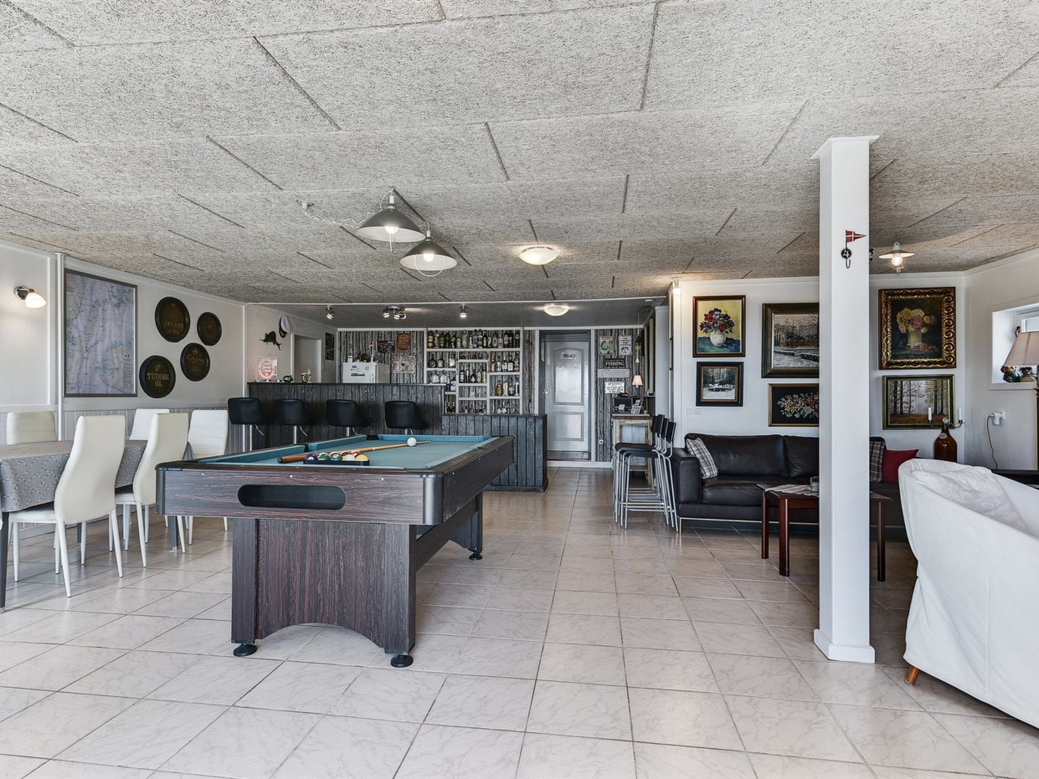 "Haralde" - 2.5km from the sea-Binnen
