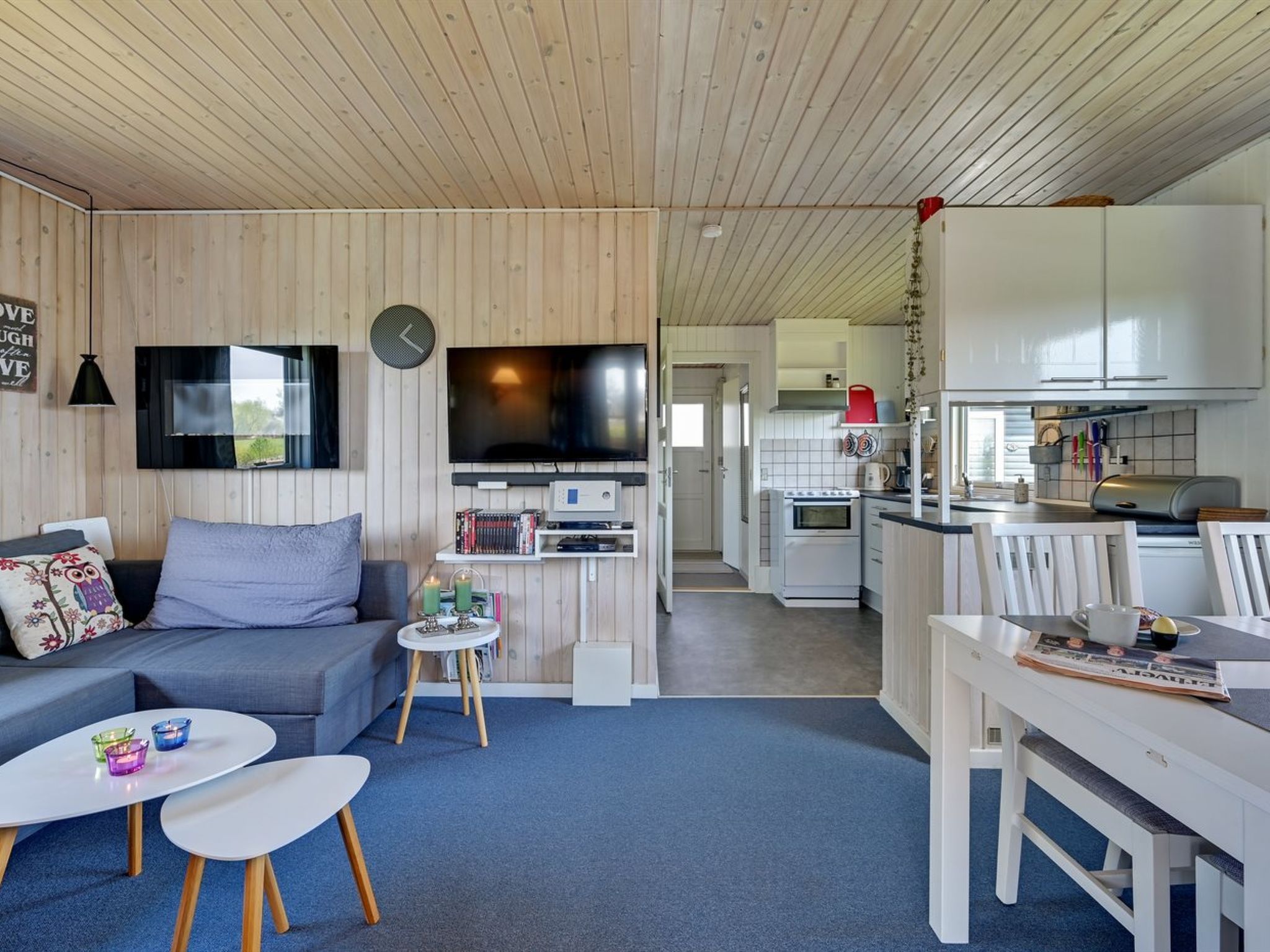 "Cordeline" - 325m from the sea-Binnen