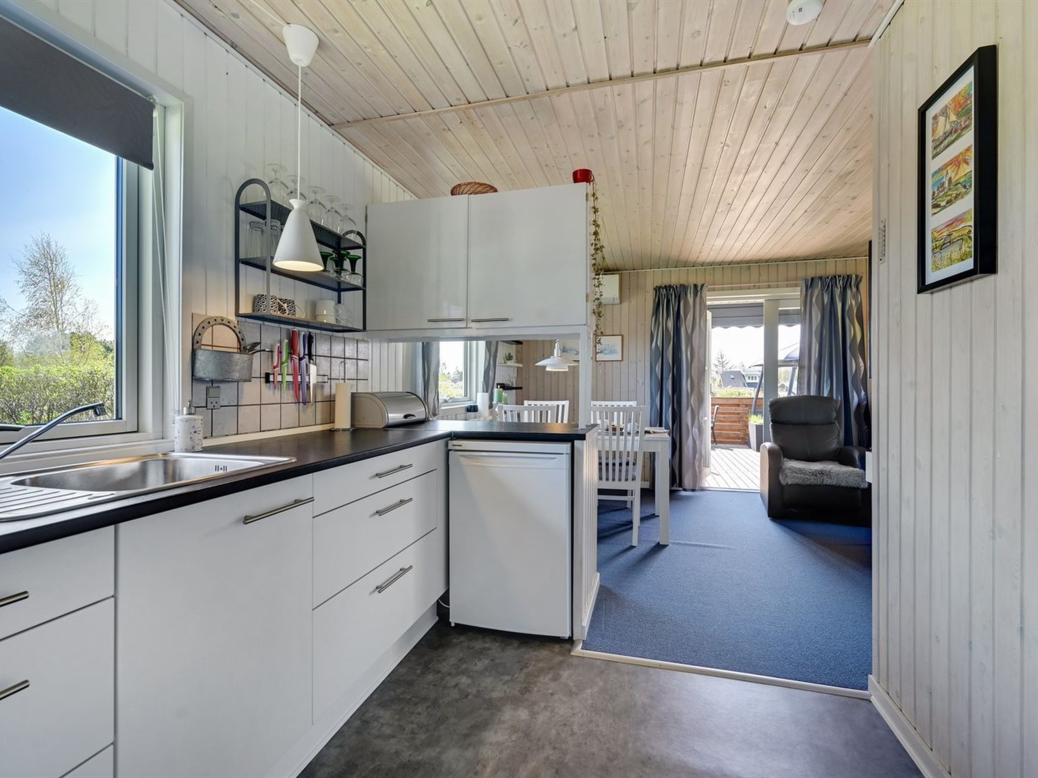 "Cordeline" - 325m from the sea-Binnen