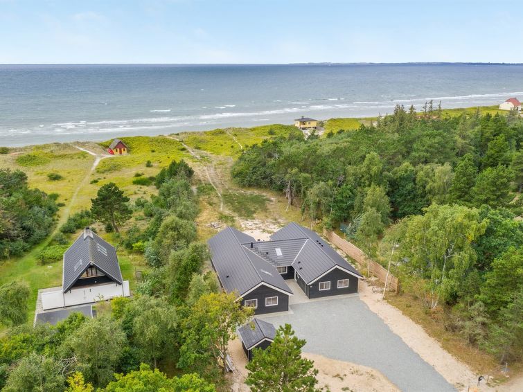 Sauna en luxe aan zee: Ruim vakantiehuis Jorn in Humble in Humble