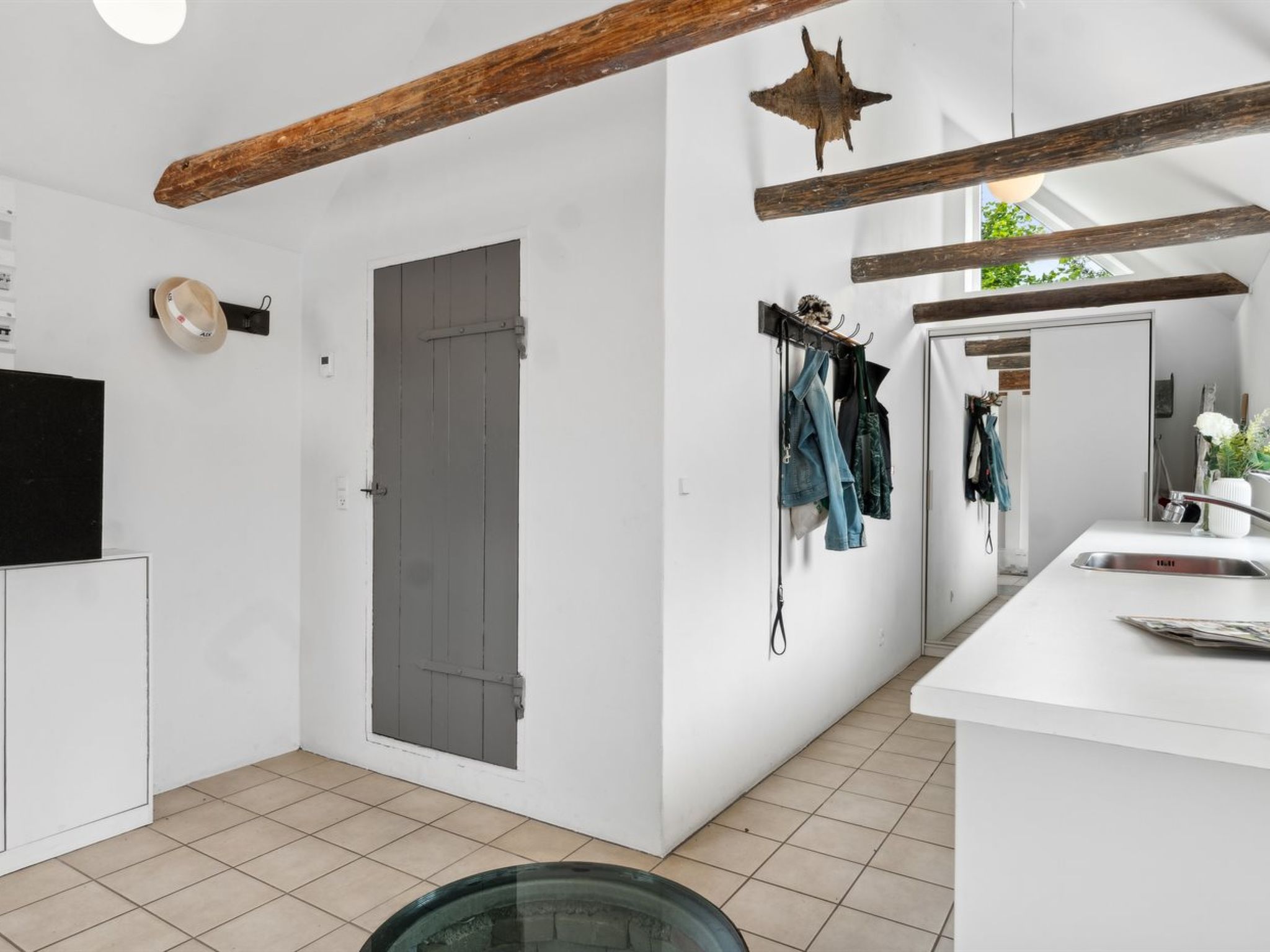 "Keyla" - 2.3km from the sea-Binnen