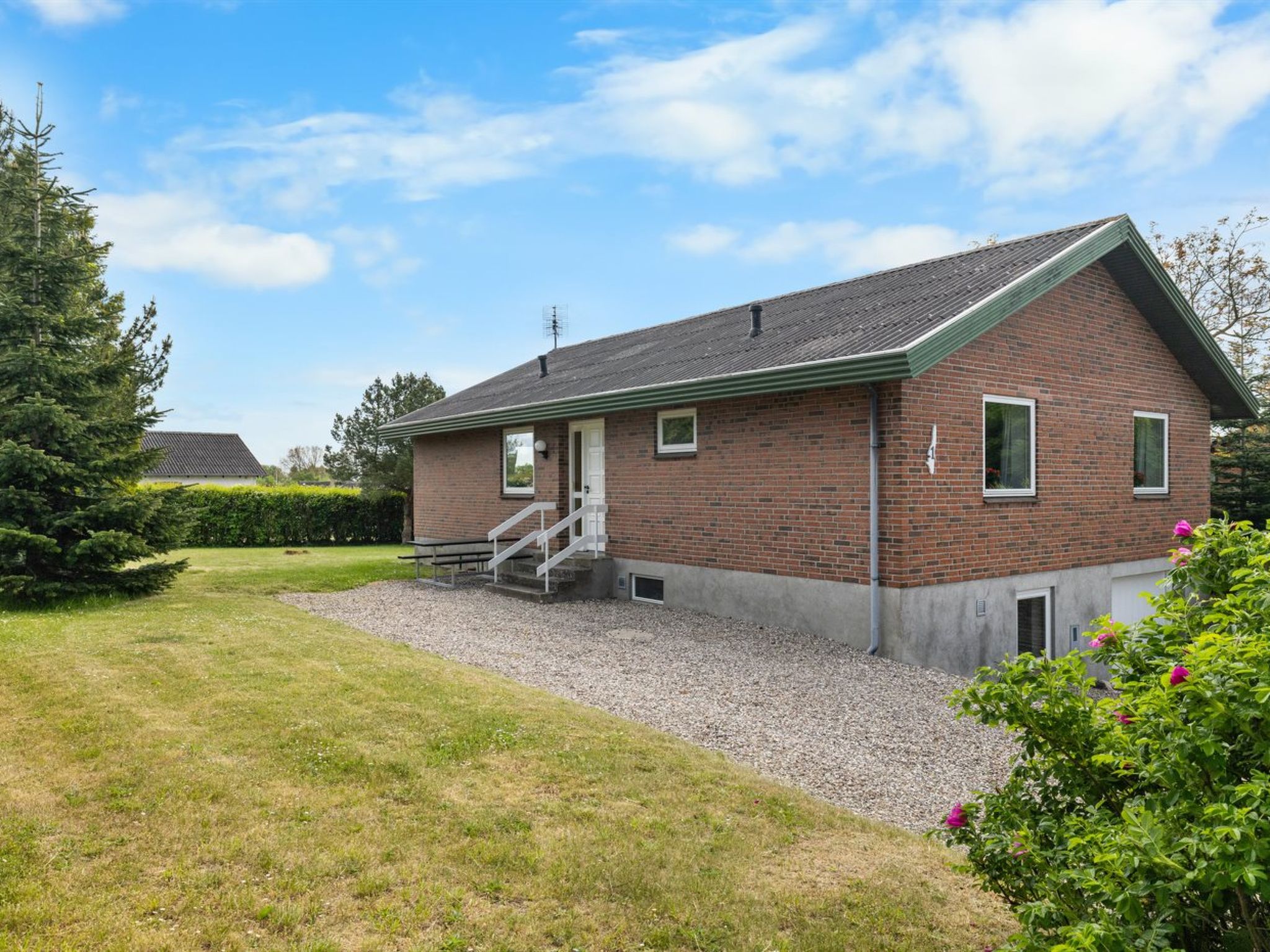"Gise" - 2.8km from the sea-Draußen