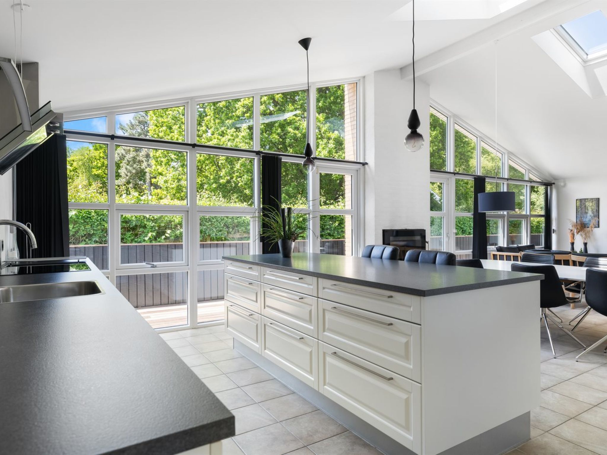 "Merrit" - 280m from the sea-Binnen