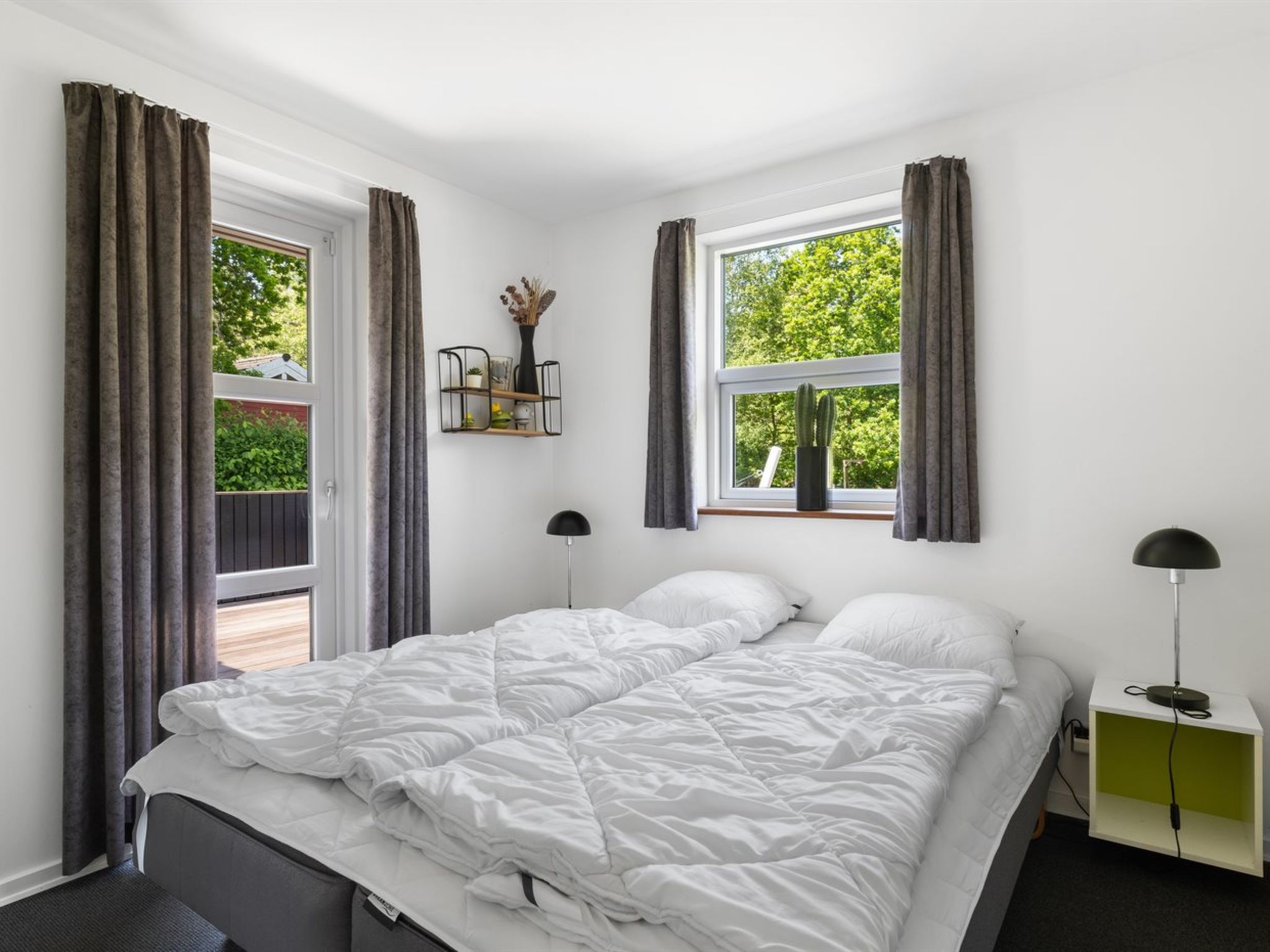 "Merrit" - 280m from the sea-Binnen