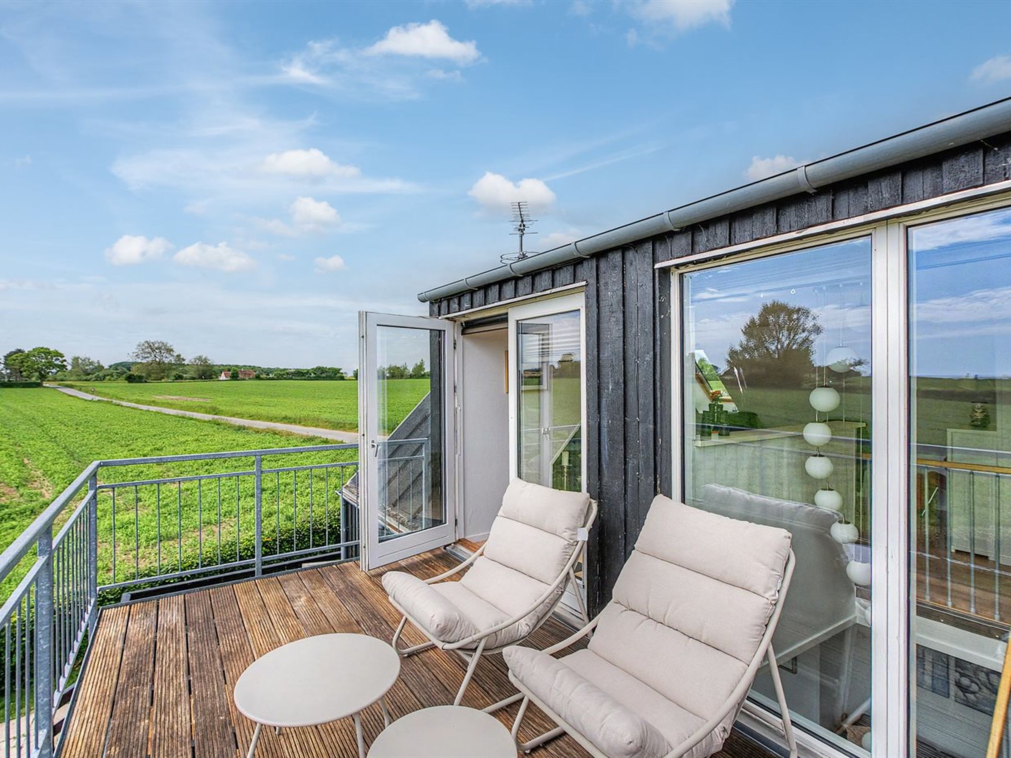 "Angret" - 380m from the sea - Buiten