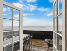 Terina: Vakantiehuis op slechts 5 meter van de zee in Bagenkop - thumbnail 4