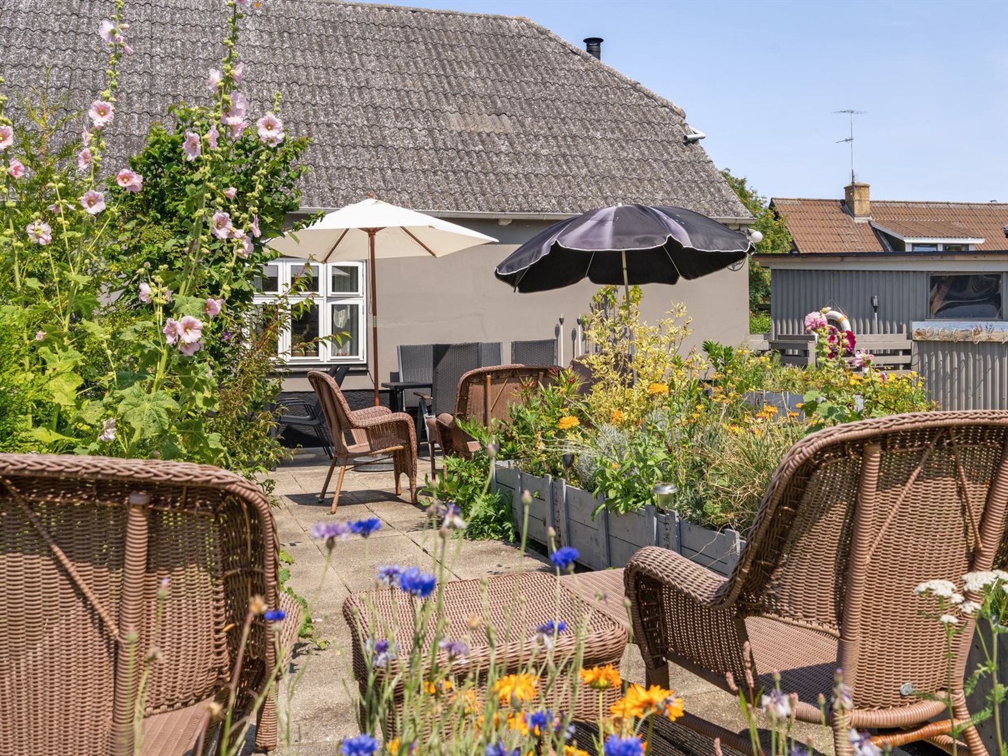 "Evje" - 250m from the sea - Buiten