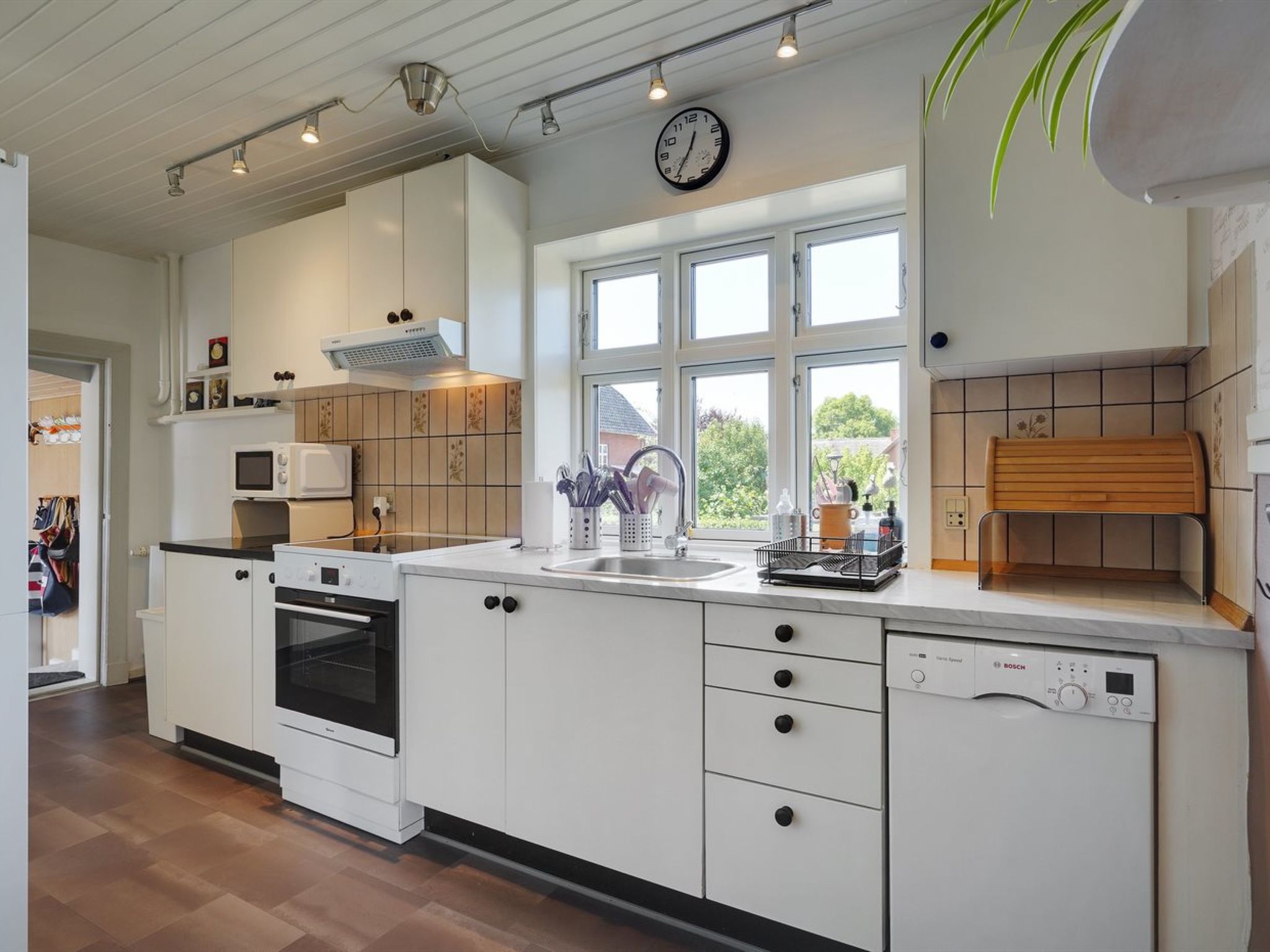 "Evje" - 250m from the sea - Binnen