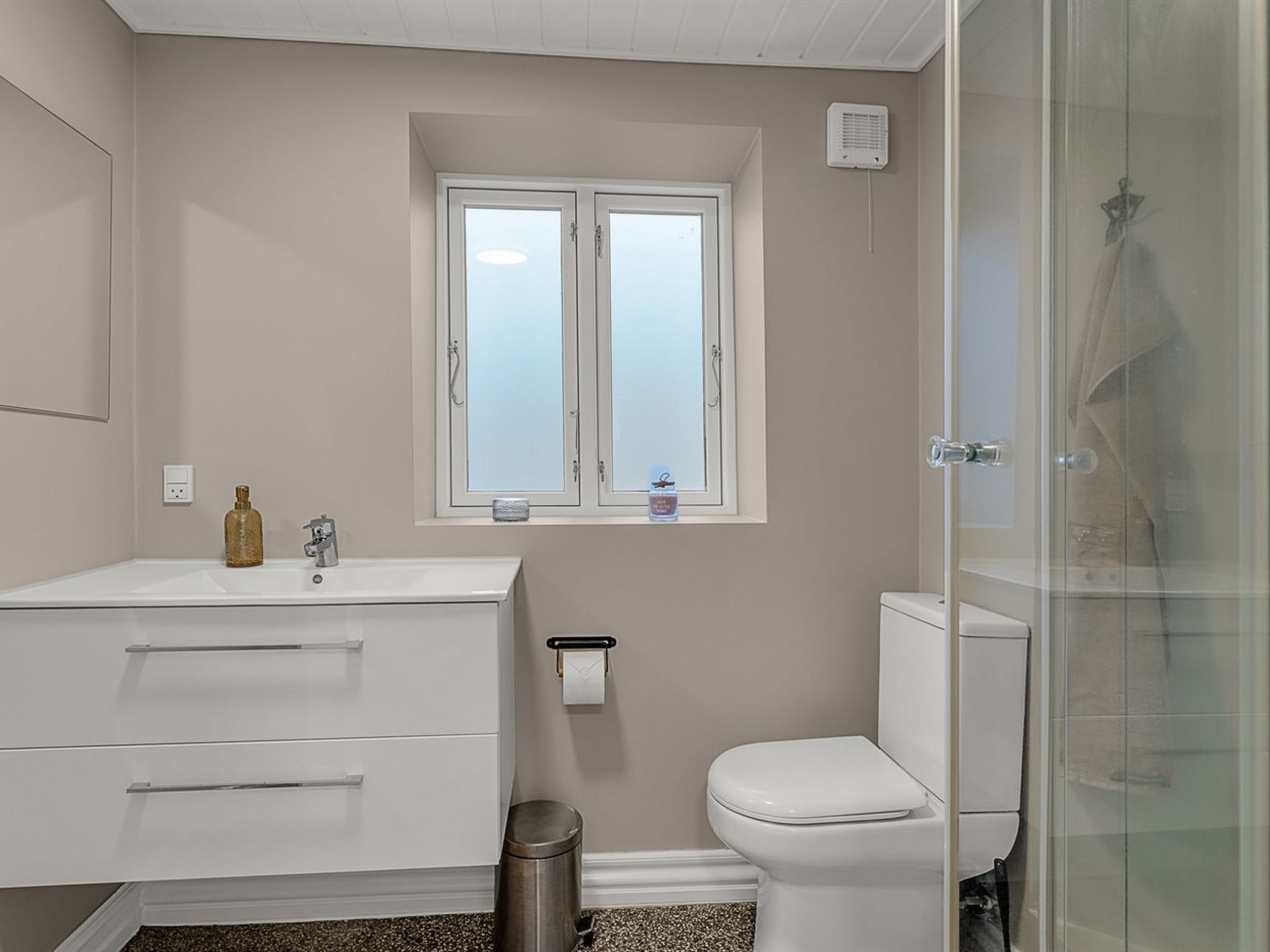 "Hanni" - 600m from the sea-Binnen