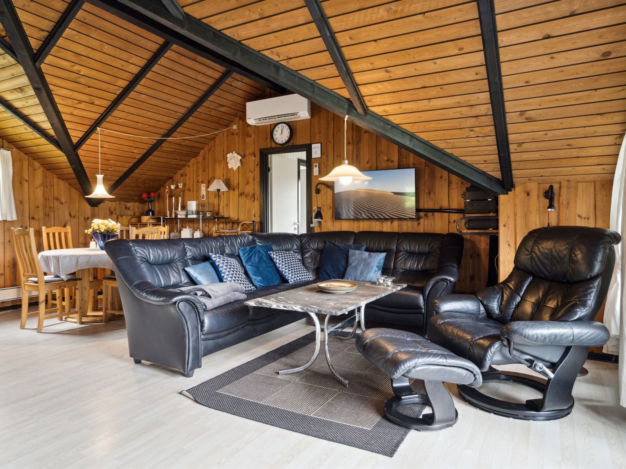 "Elisej" - 100m from the sea - Binnen