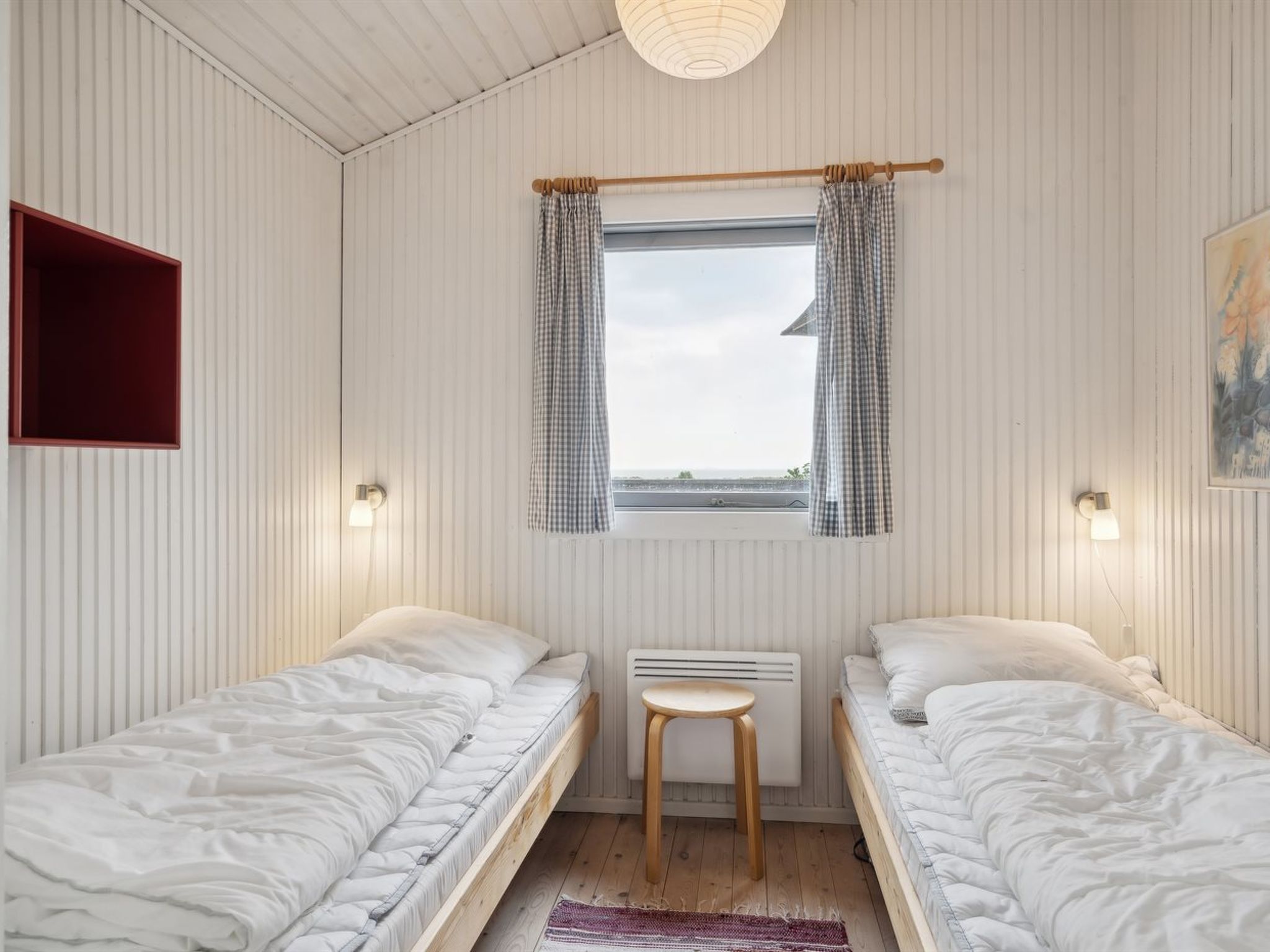 "Bridgette" - 100m from the sea - Binnen