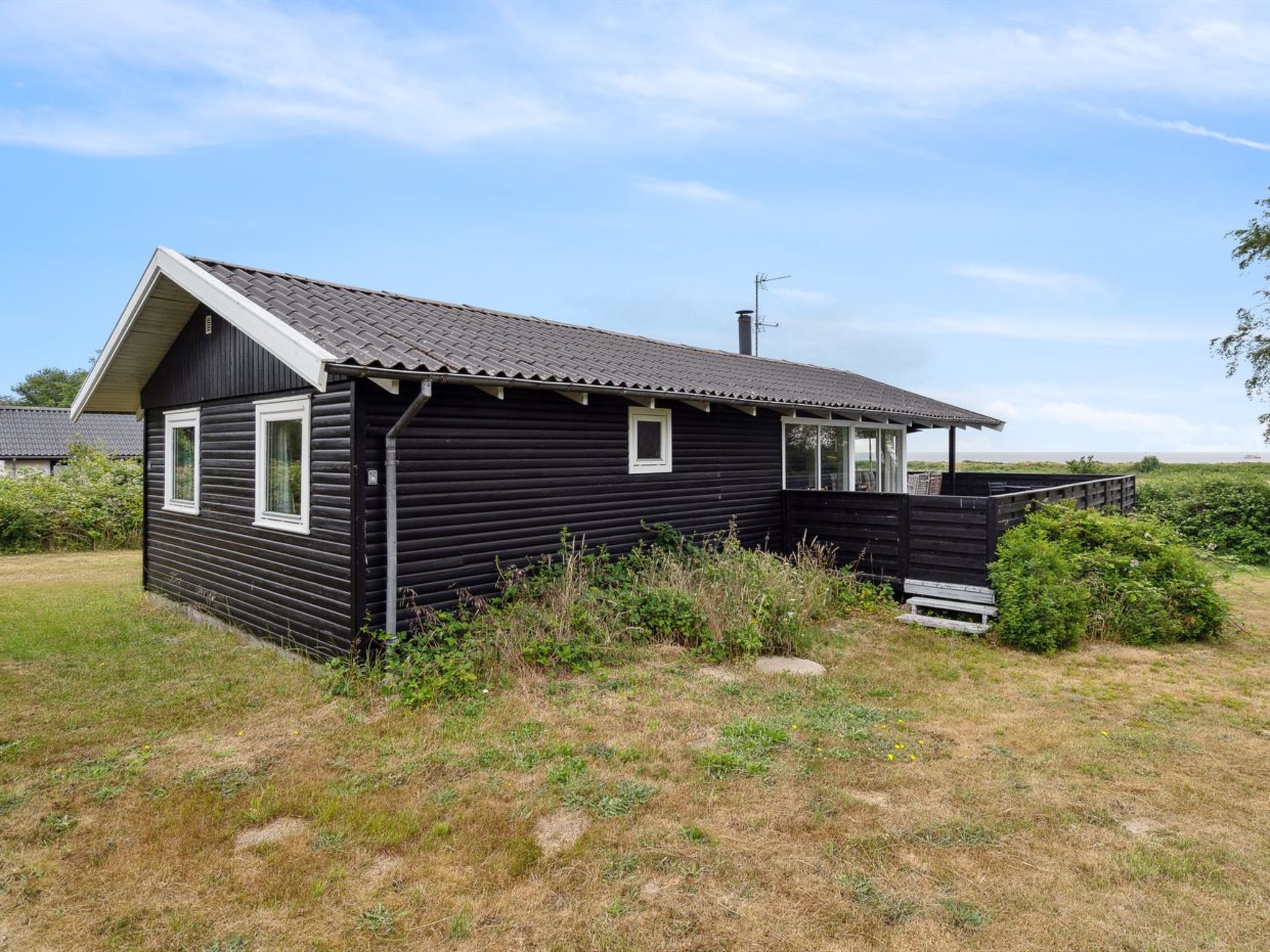 "Bridgette" - 100m from the sea - Buiten