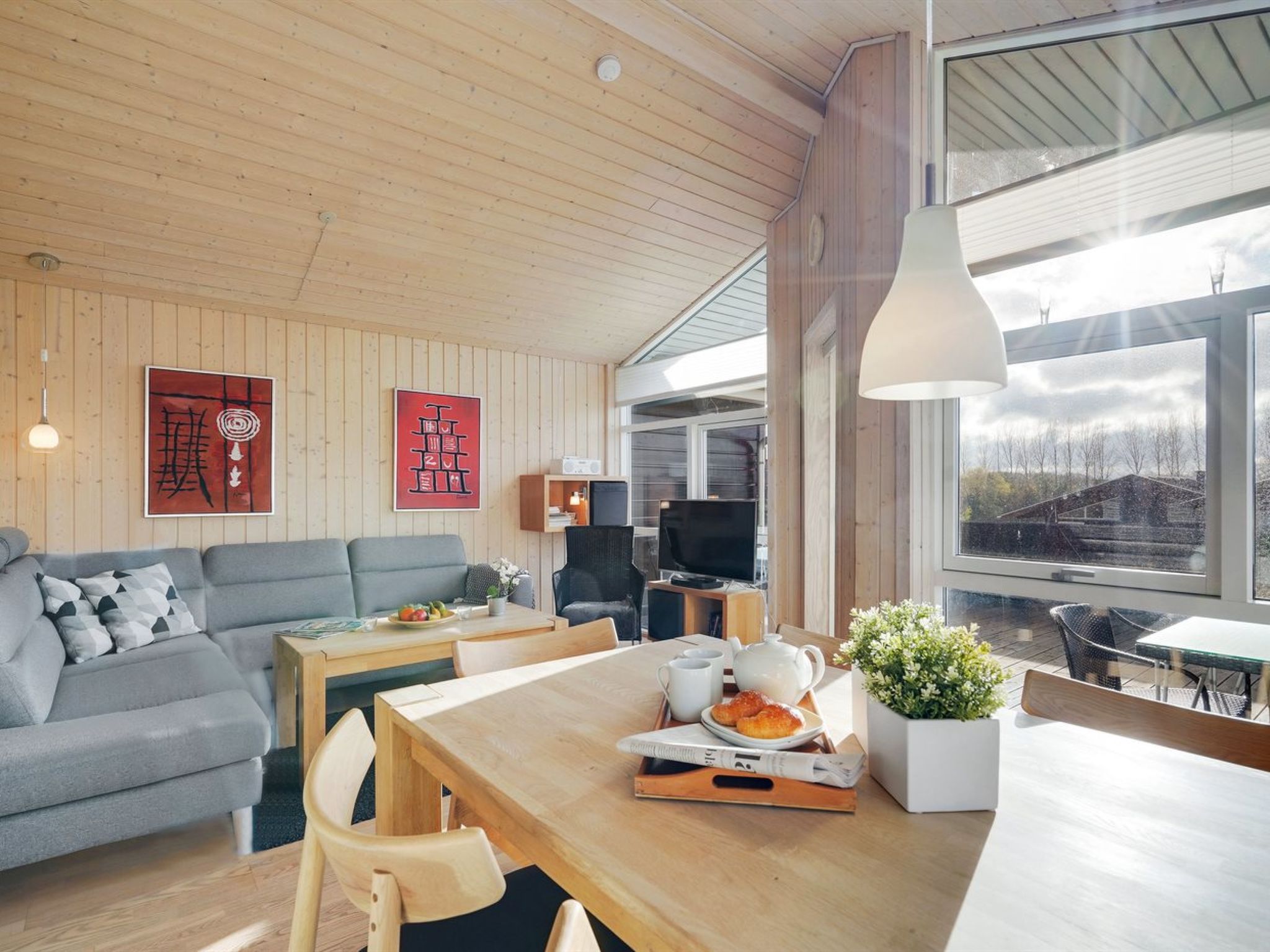 "Sointu" - 250m from the sea - Binnen