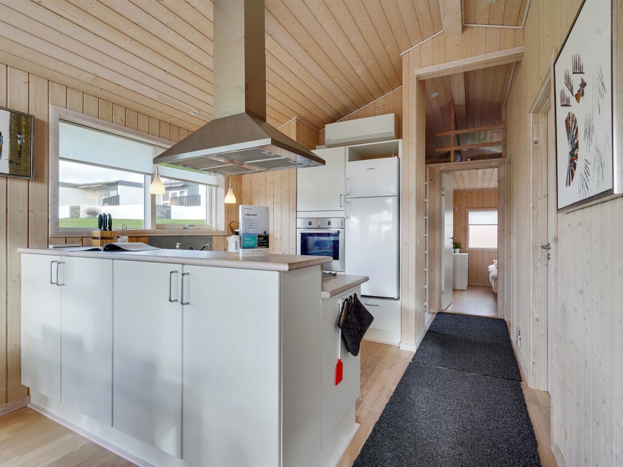 "Sointu" - 250m from the sea - Binnen