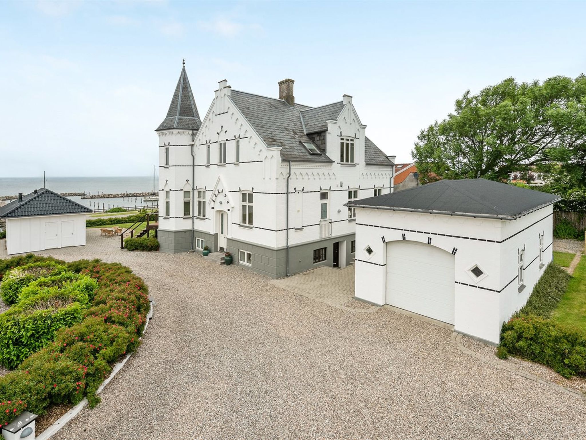 "Stefanie" - 10m from the sea