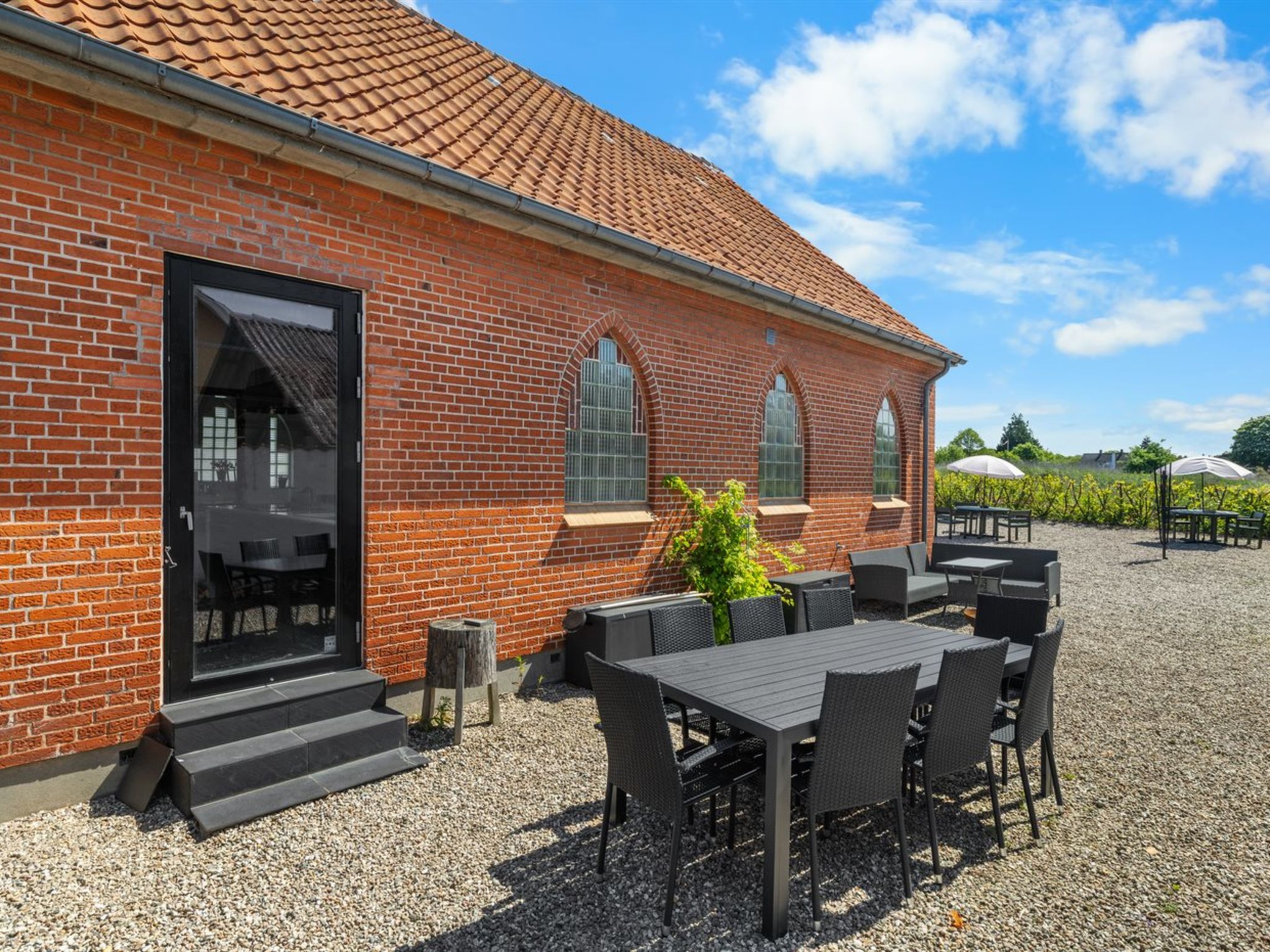"Frothi" - 550m from the sea