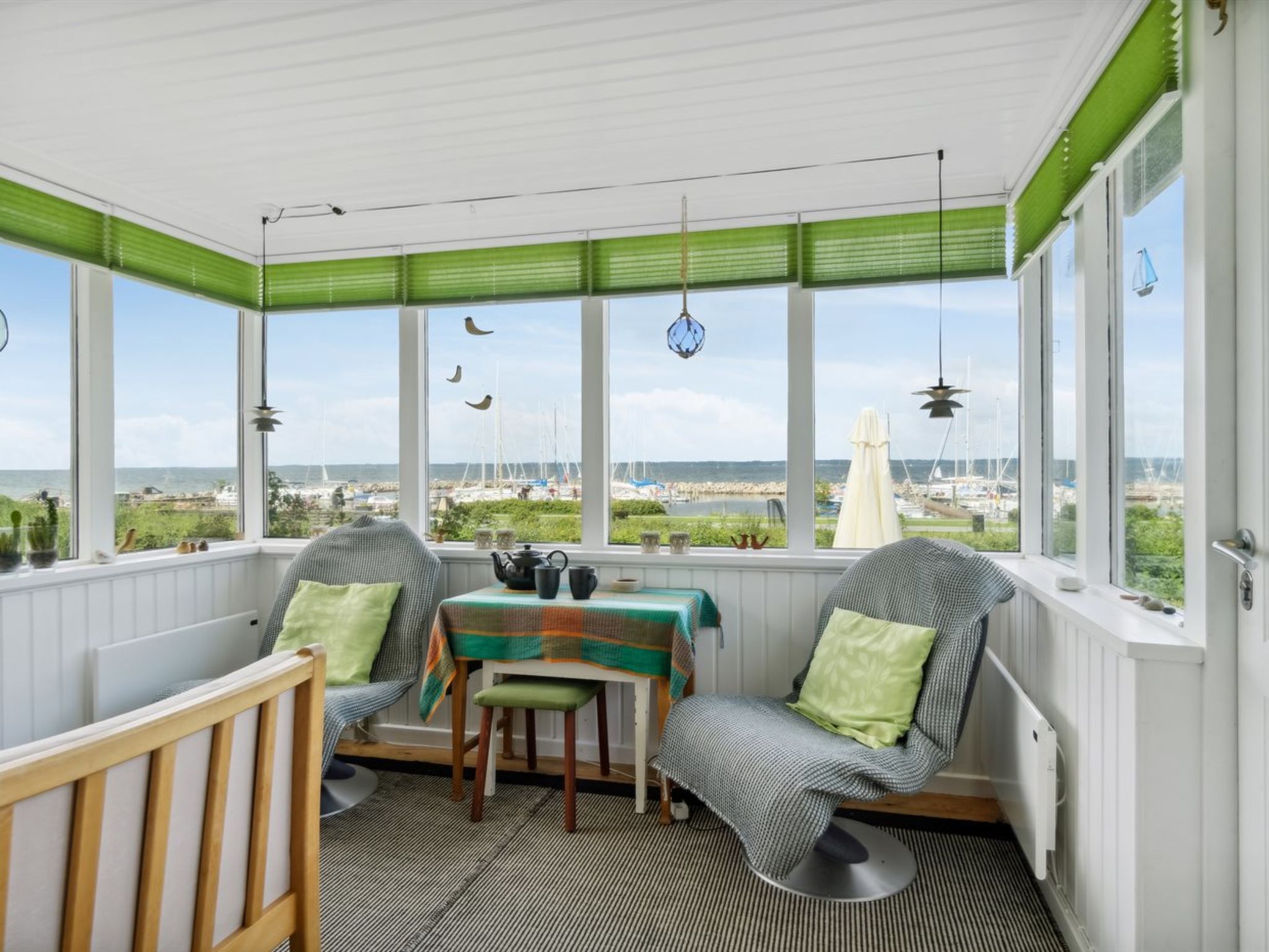 "Merete" - 50m from the sea-Binnen