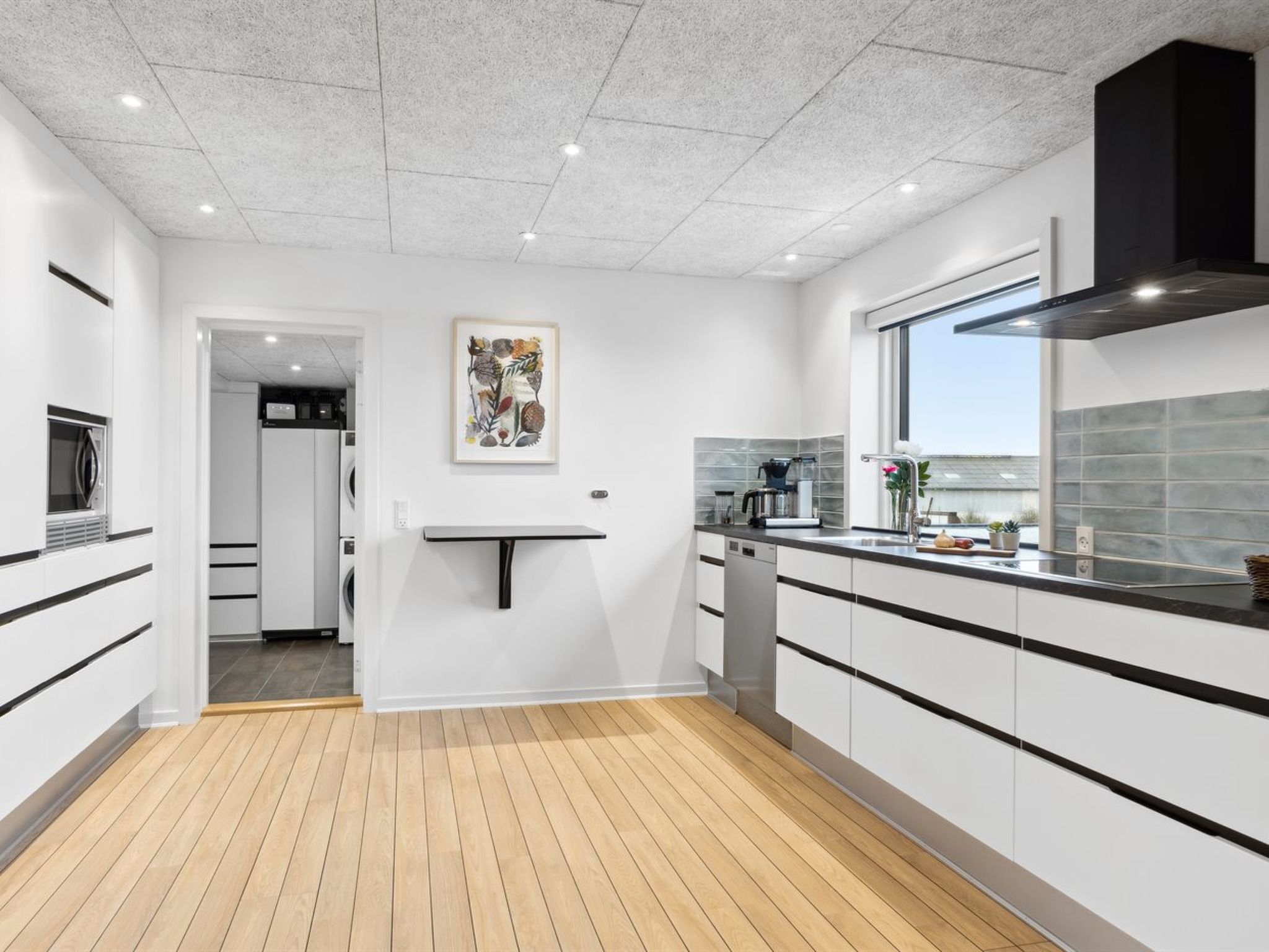 "Imilie" - 450m from the sea - Binnen