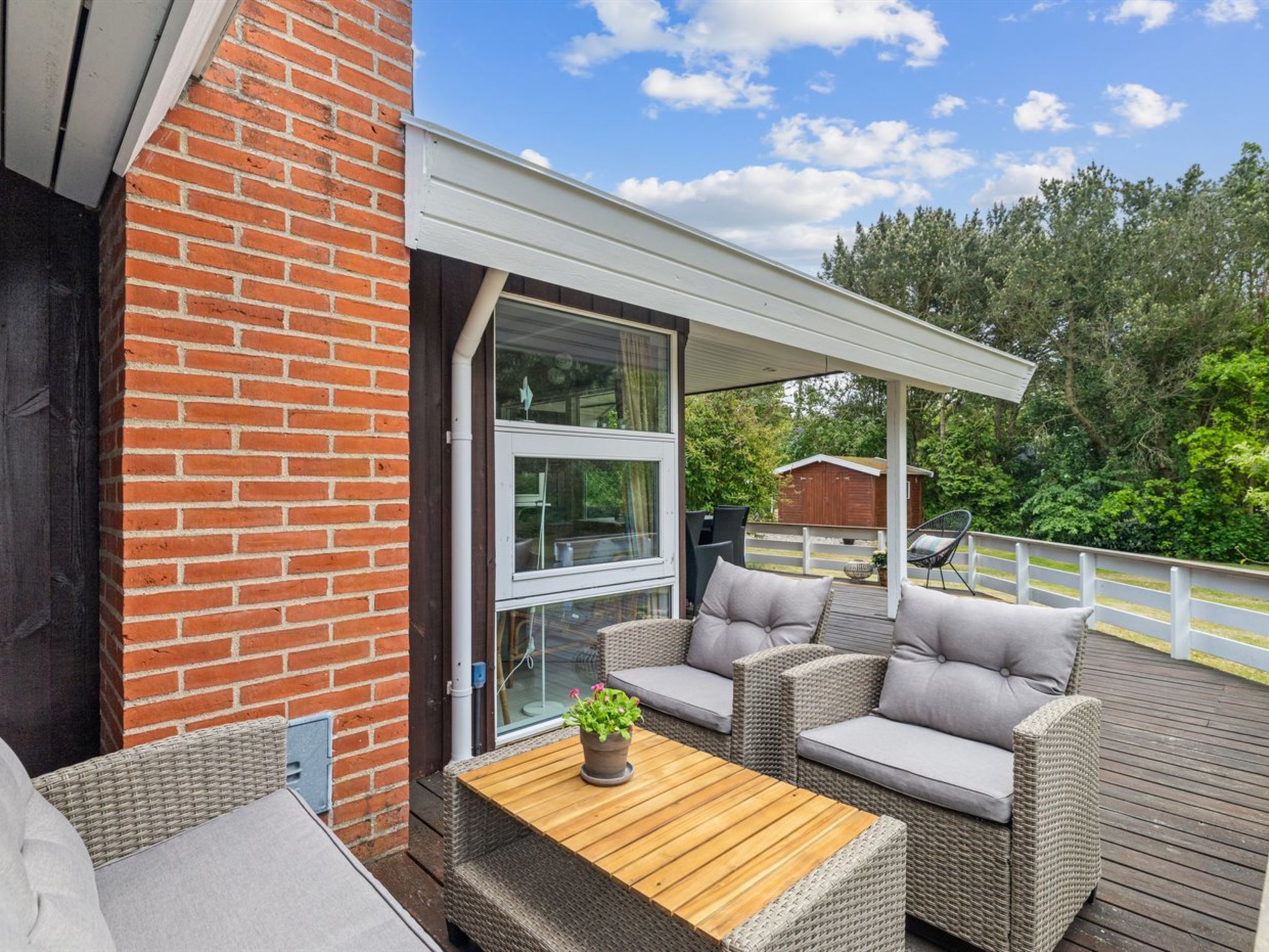 "Hennrik" - 240m from the sea - Buiten