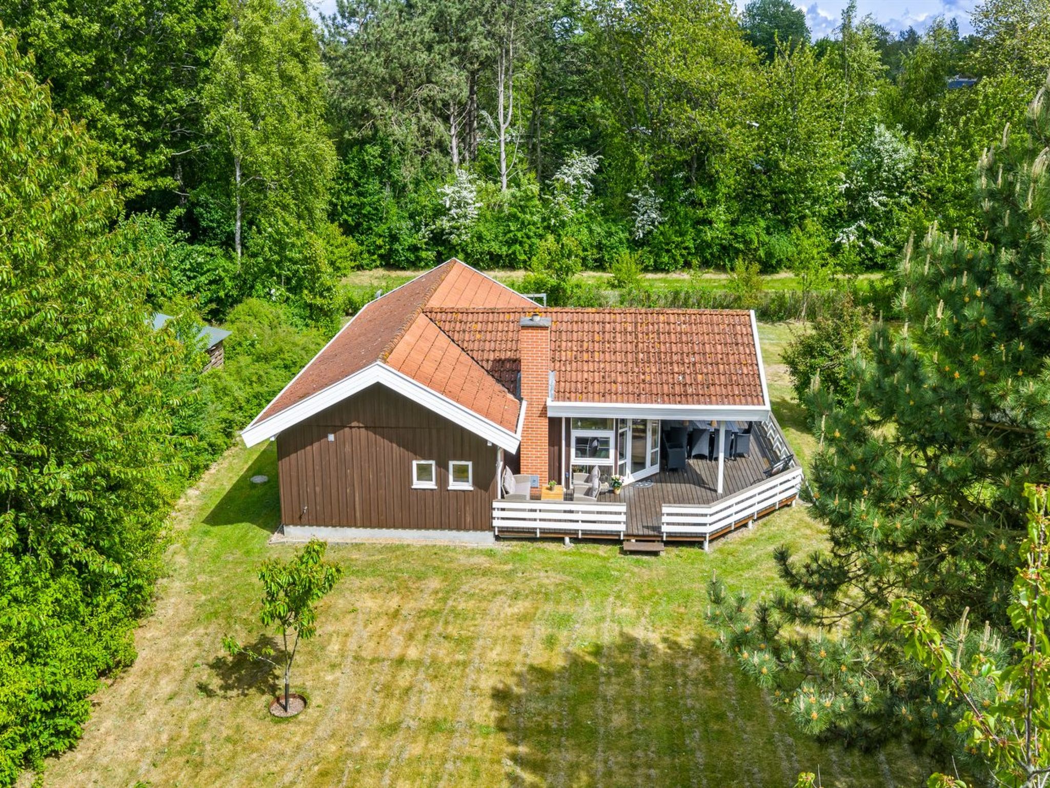 "Hennrik" - 240m from the sea - Buiten