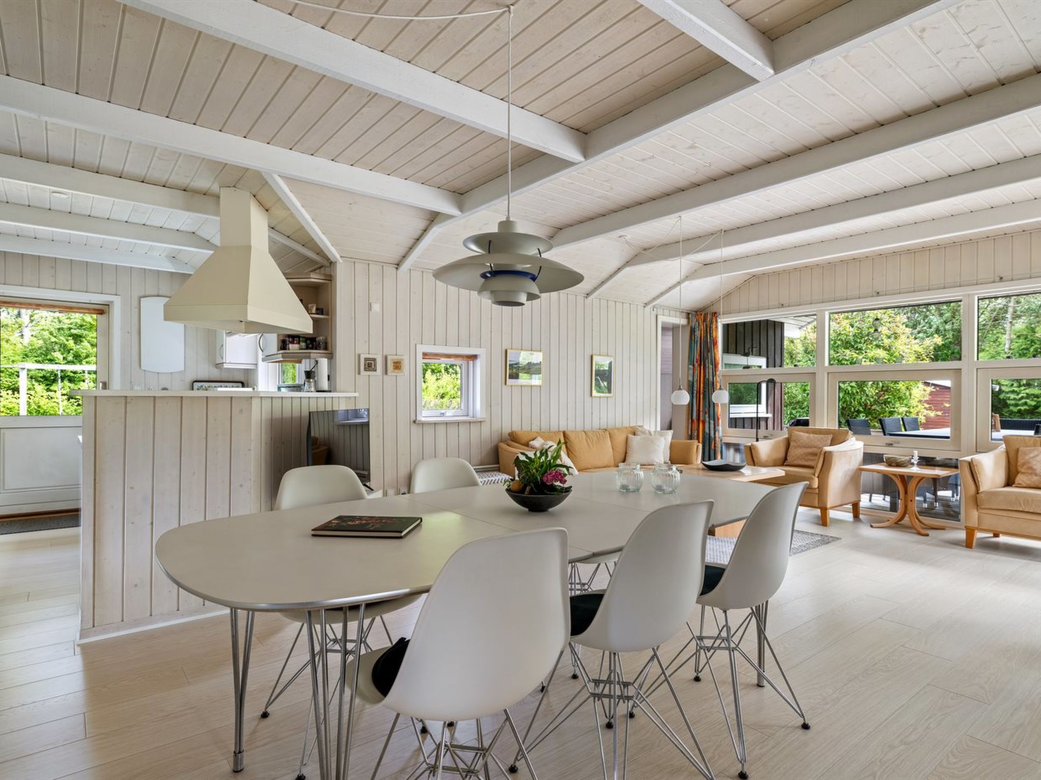 "Hennrik" - 240m from the sea-Drinnen
