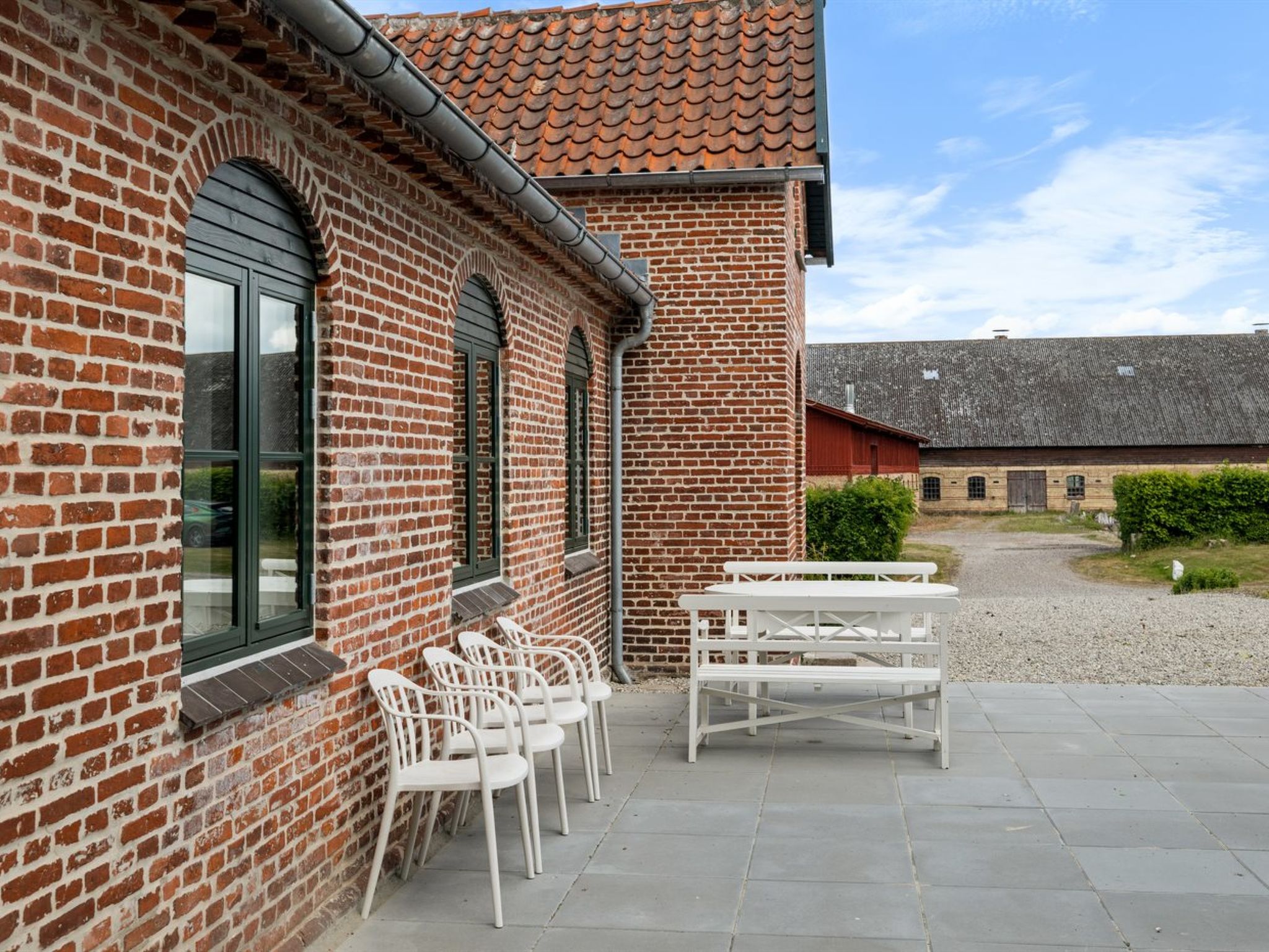 "Brun" - 1.5km from the sea-Buiten