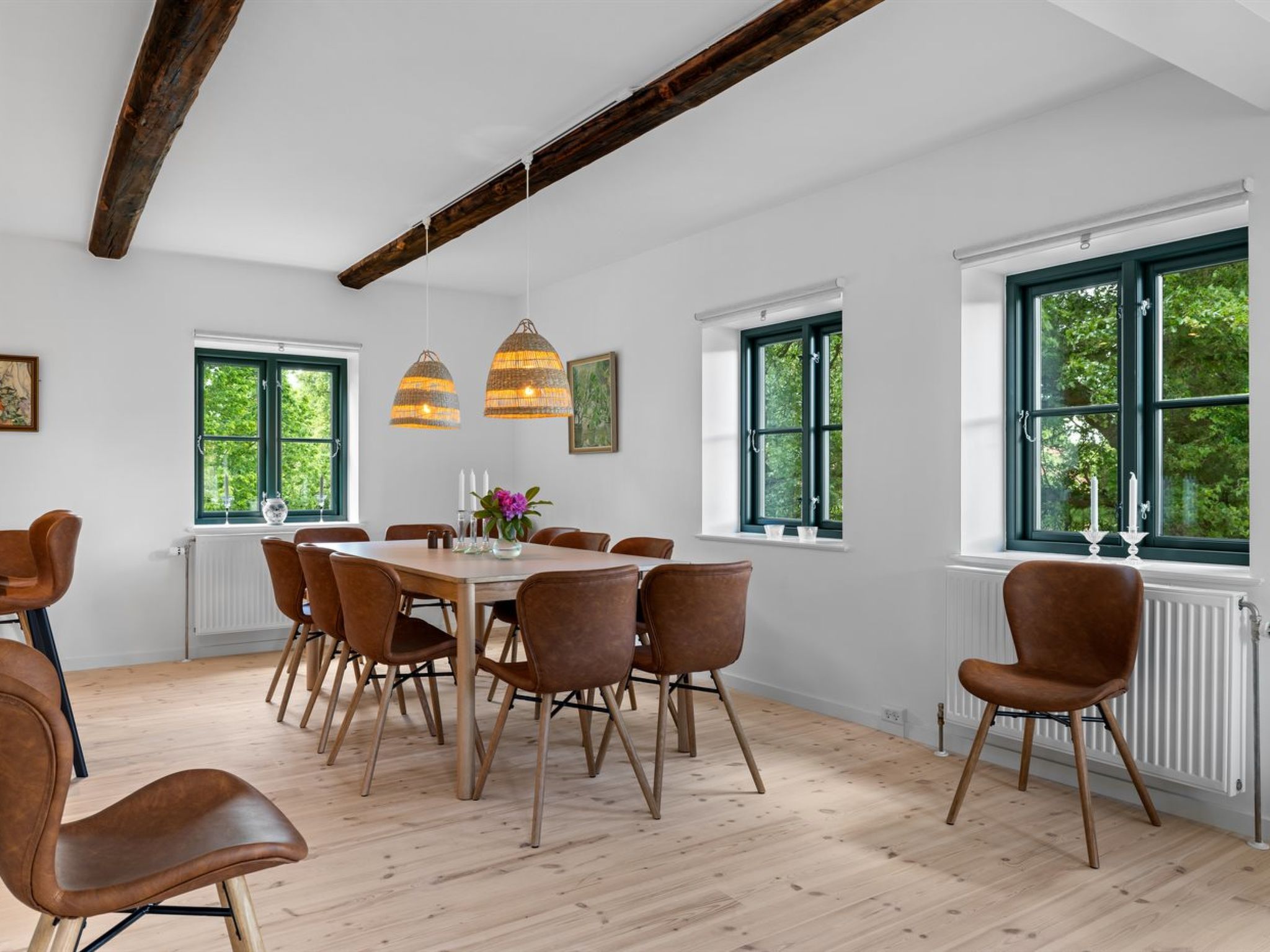"Brun" - 1.5km from the sea - Binnen