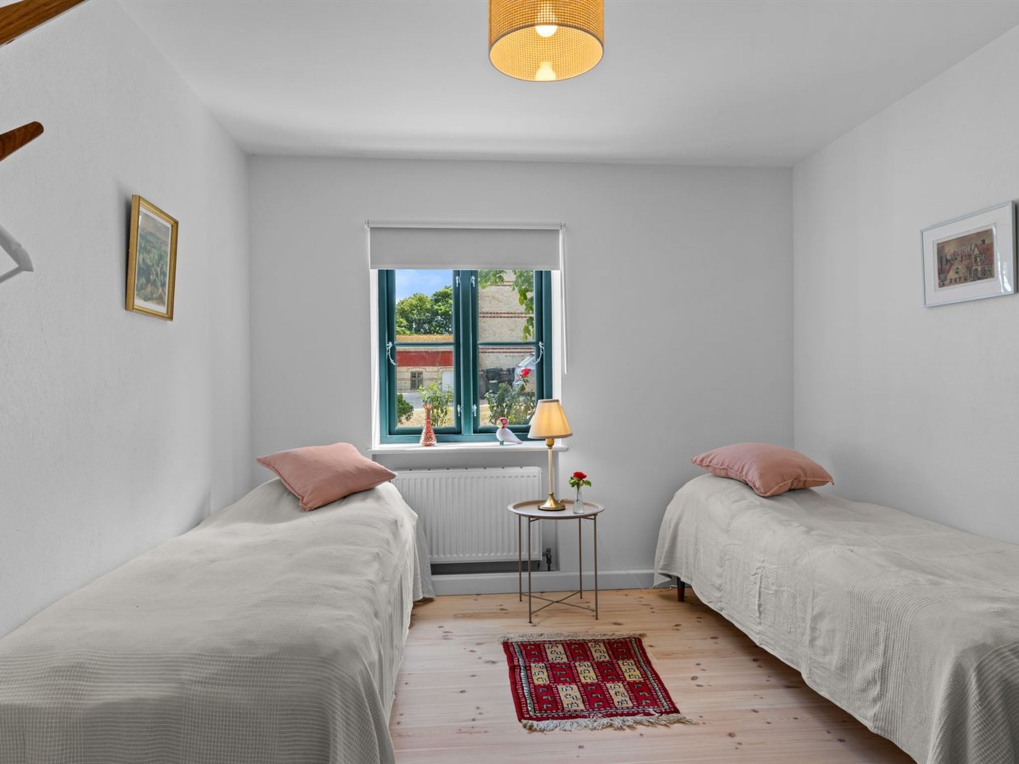 "Brun" - 1.5km from the sea - Binnen
