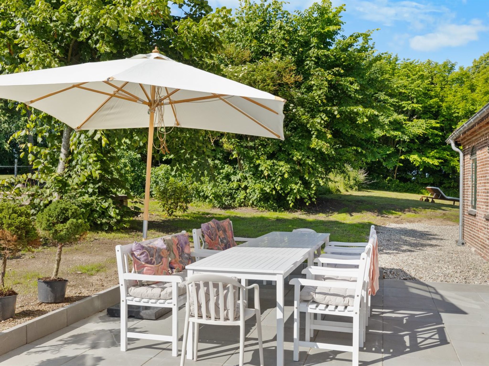 "Brun" - 1.5km from the sea - Buiten