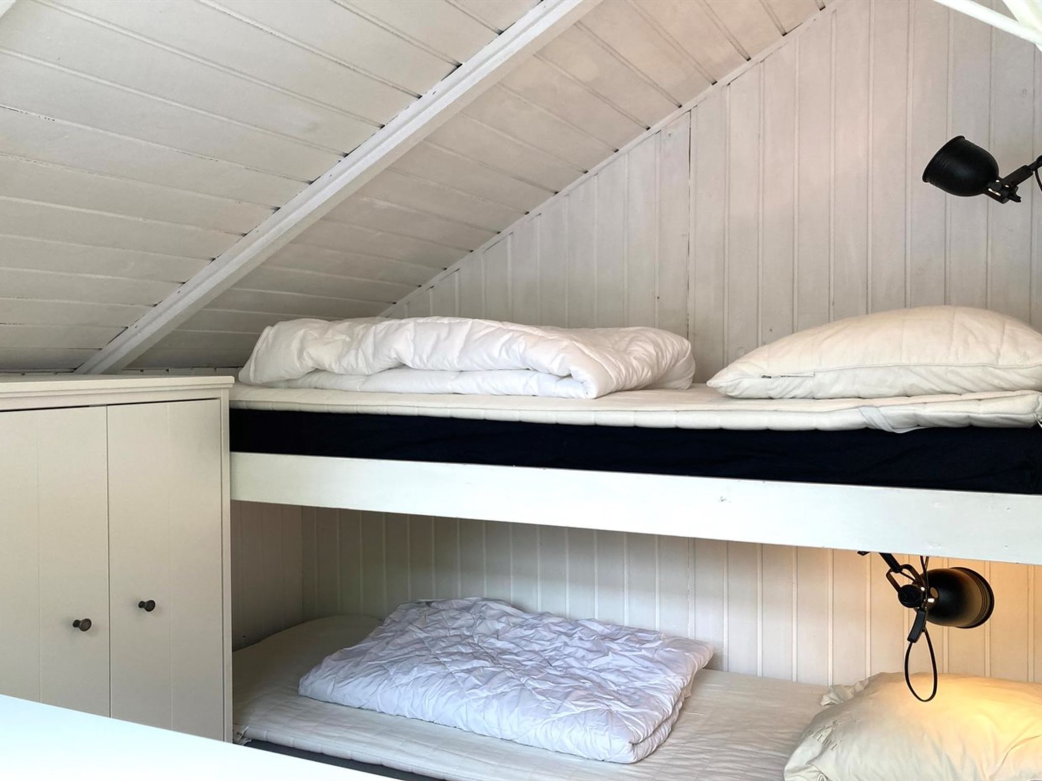 "Lovis" - 570m from the sea - Binnen