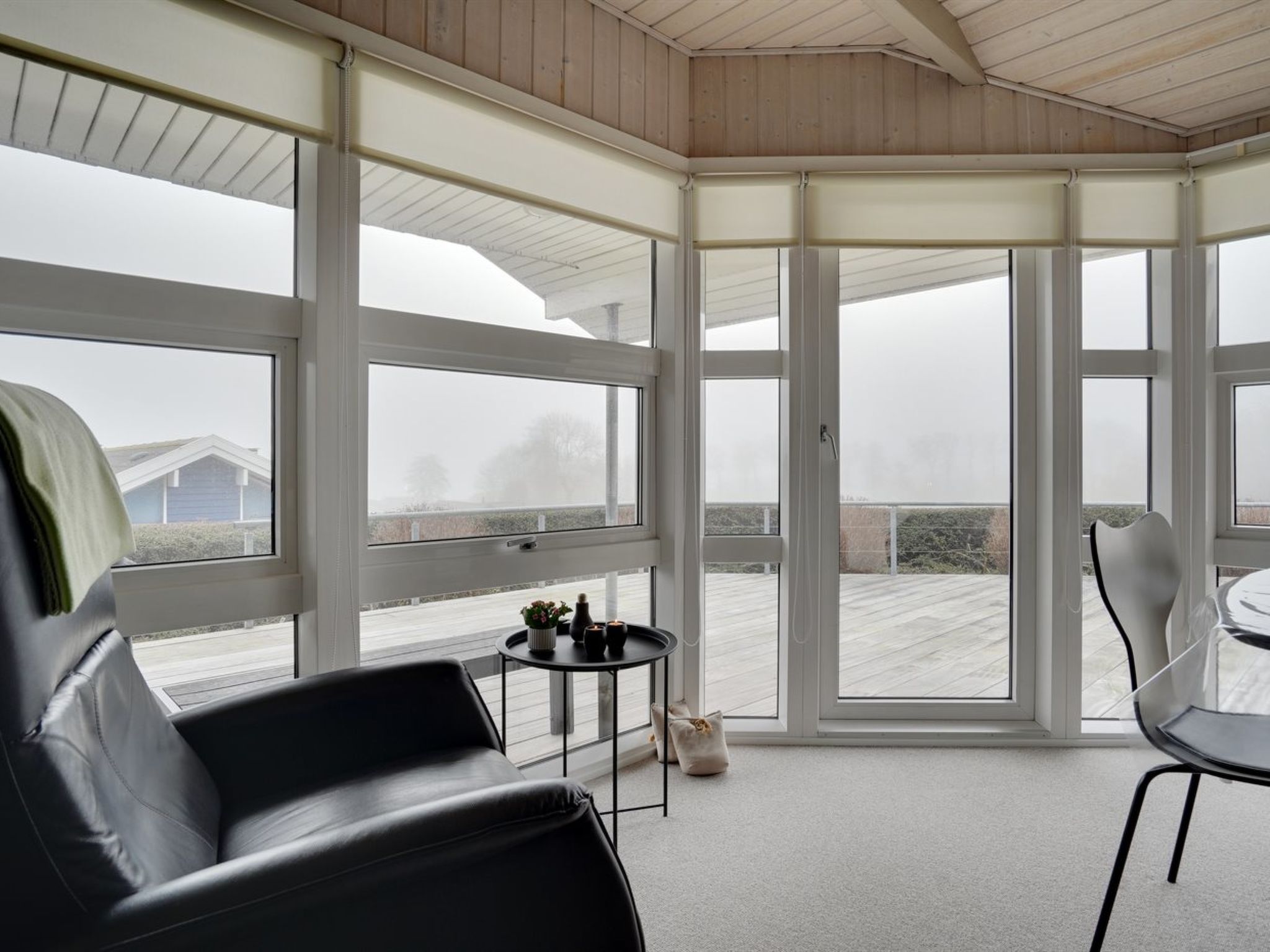 "Ebbeline" - 150m from the sea - Binnen