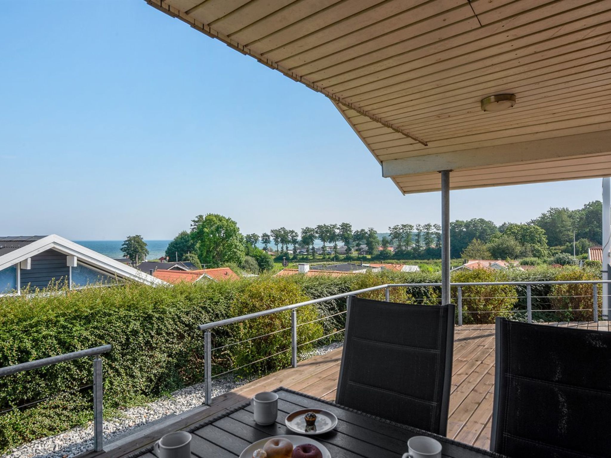 "Ebbeline" - 150m from the sea - Buiten