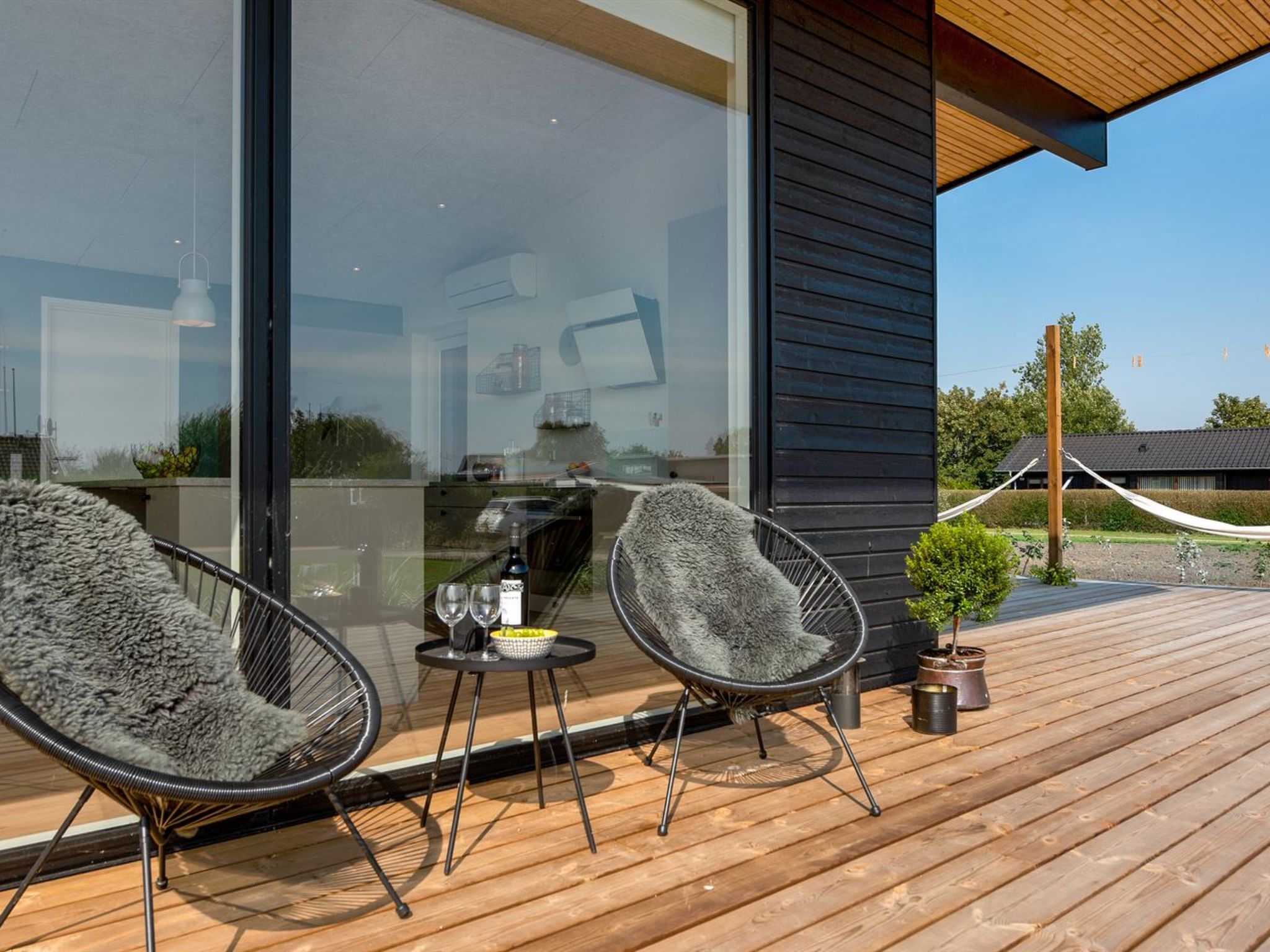 "Sebbi" - 90m from the sea - Outside