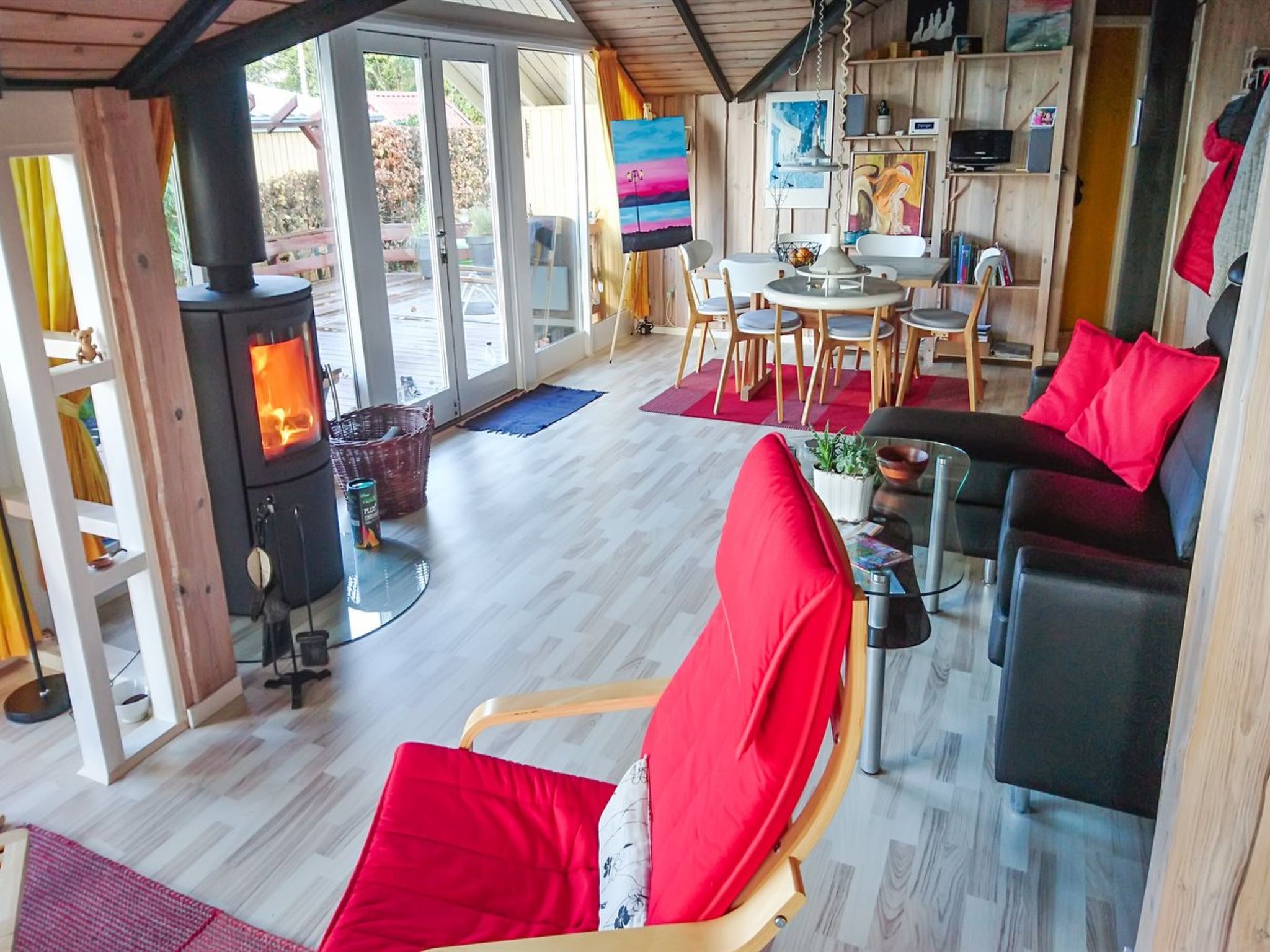 "Sporgh" - 100m from the sea - Inside