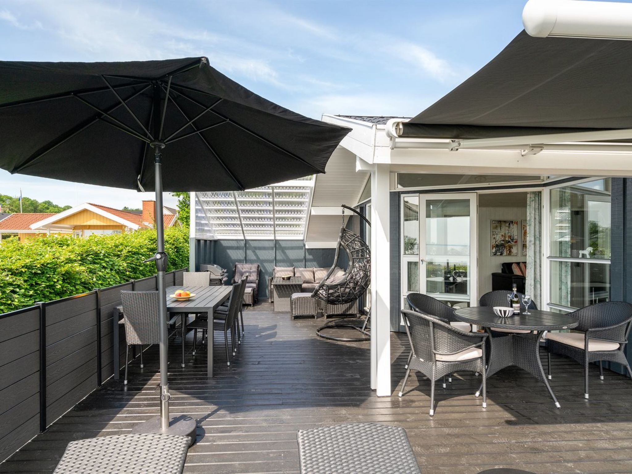 "Aasta" - 250m from the sea - Buiten
