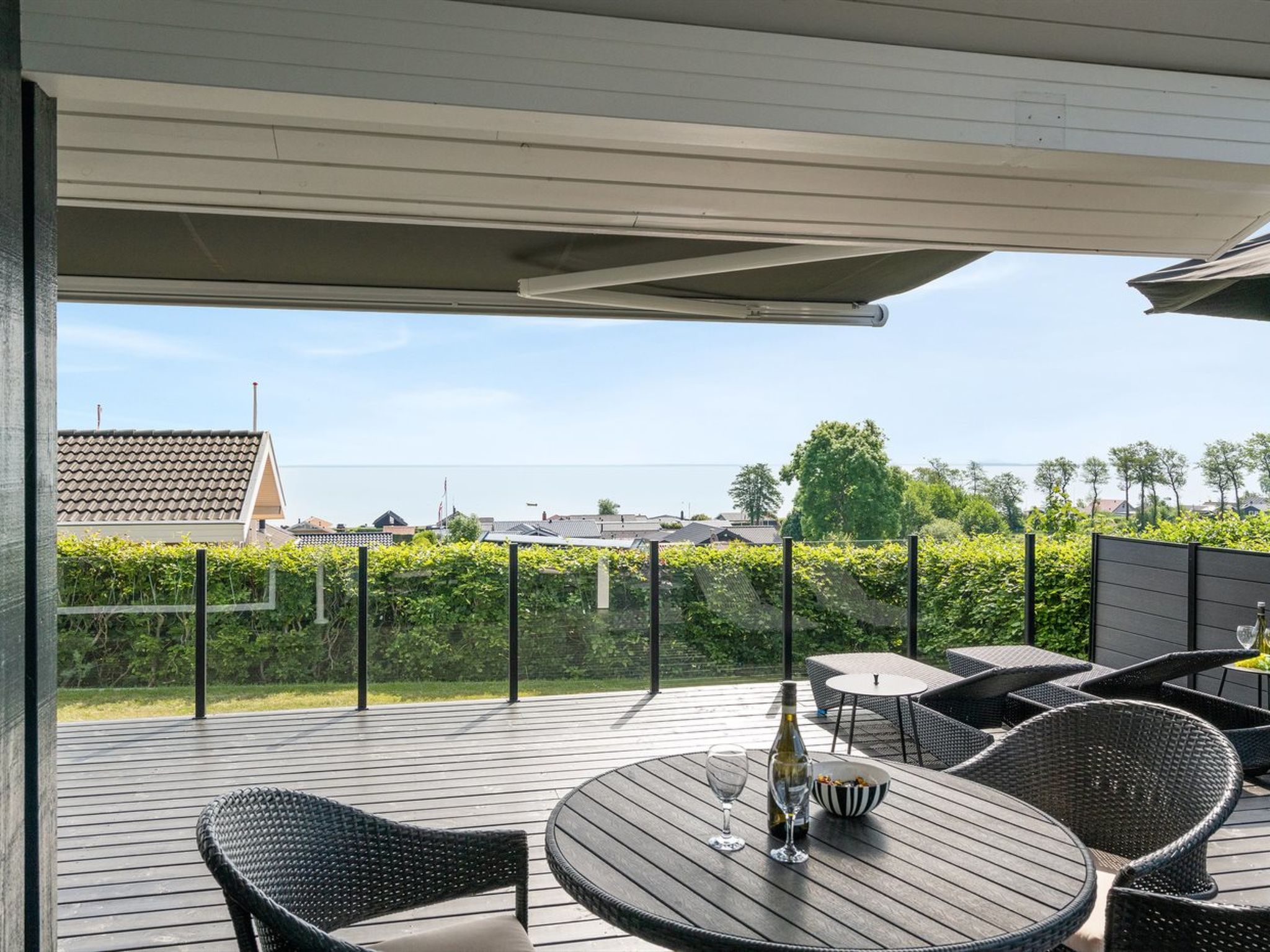 "Aasta" - 250m from the sea - Buiten