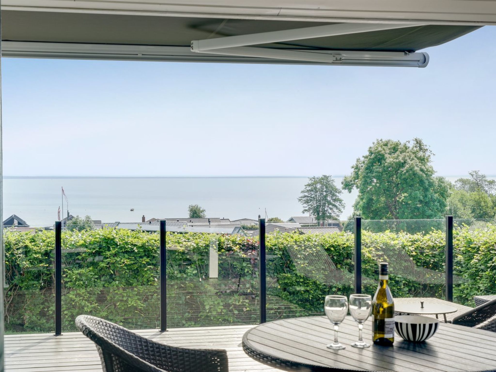 "Aasta" - 250m from the sea - Buiten