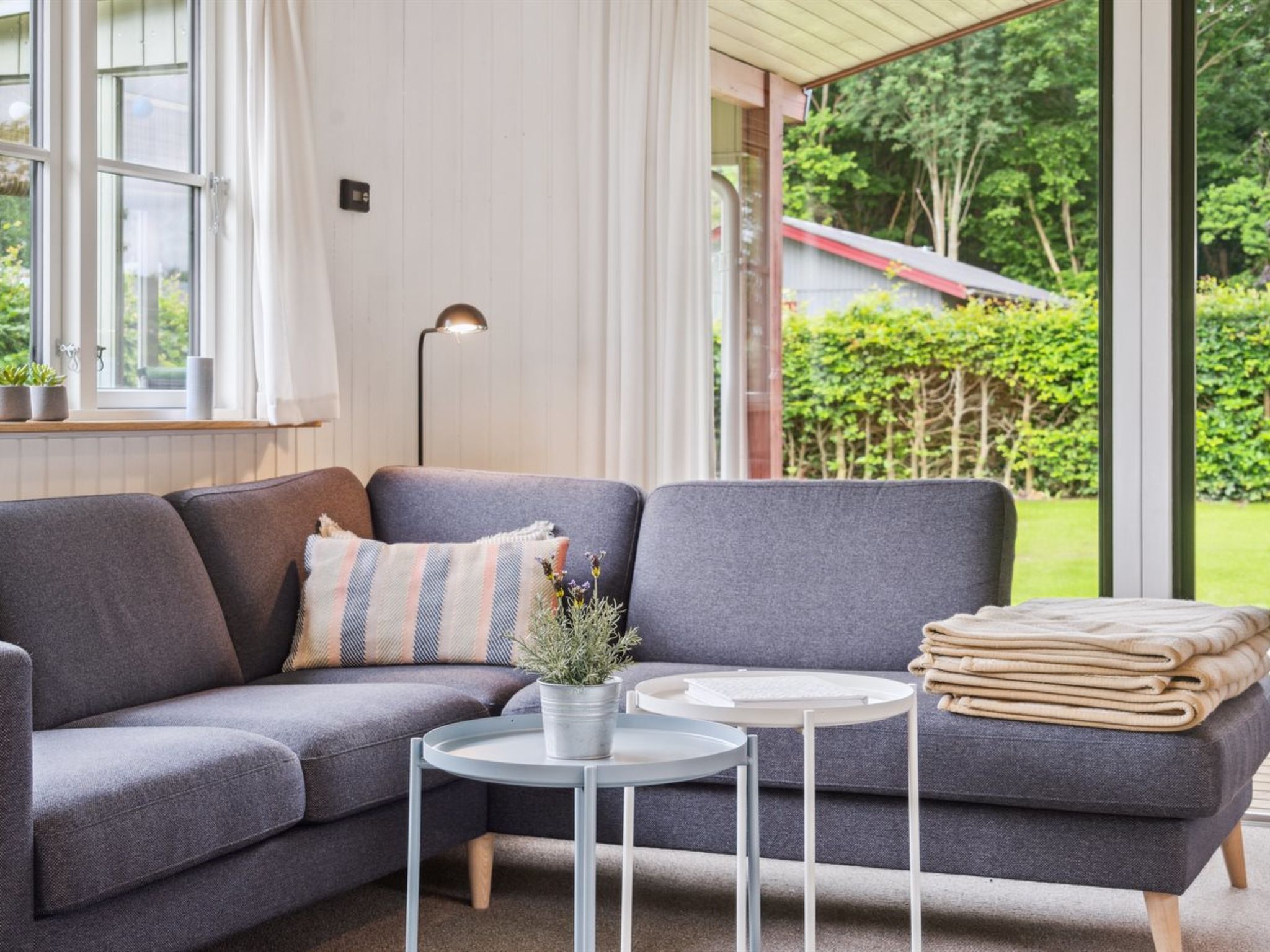 "Domnika" - 200m from the sea-Binnen