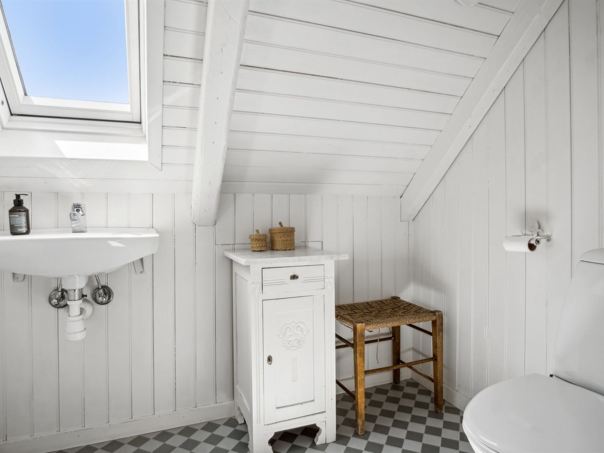 "Sten" - 30m from the sea - Binnen