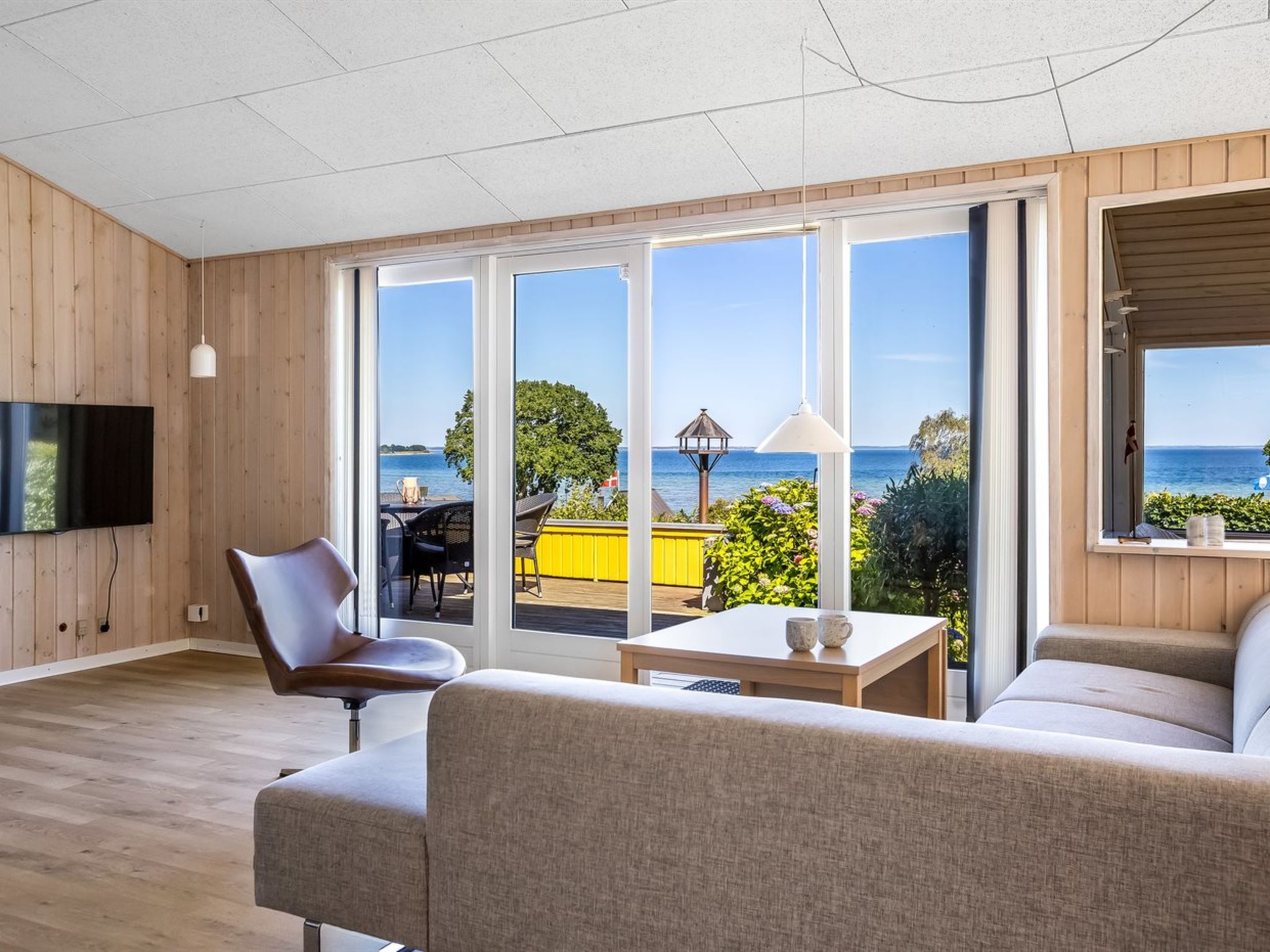 "Ephra" - 150m from the sea - Binnen