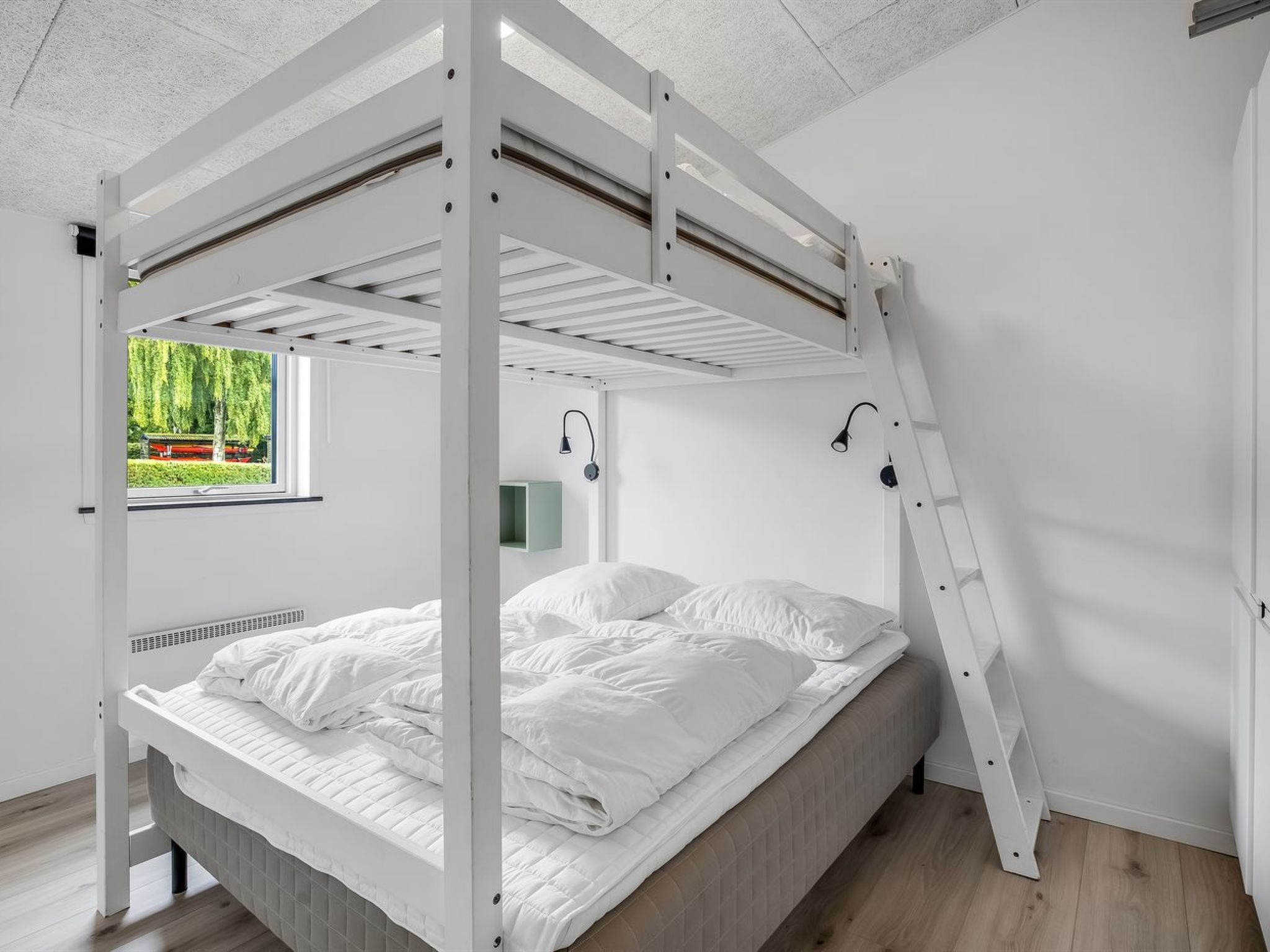 "Fin" - 150m from the sea-Binnen