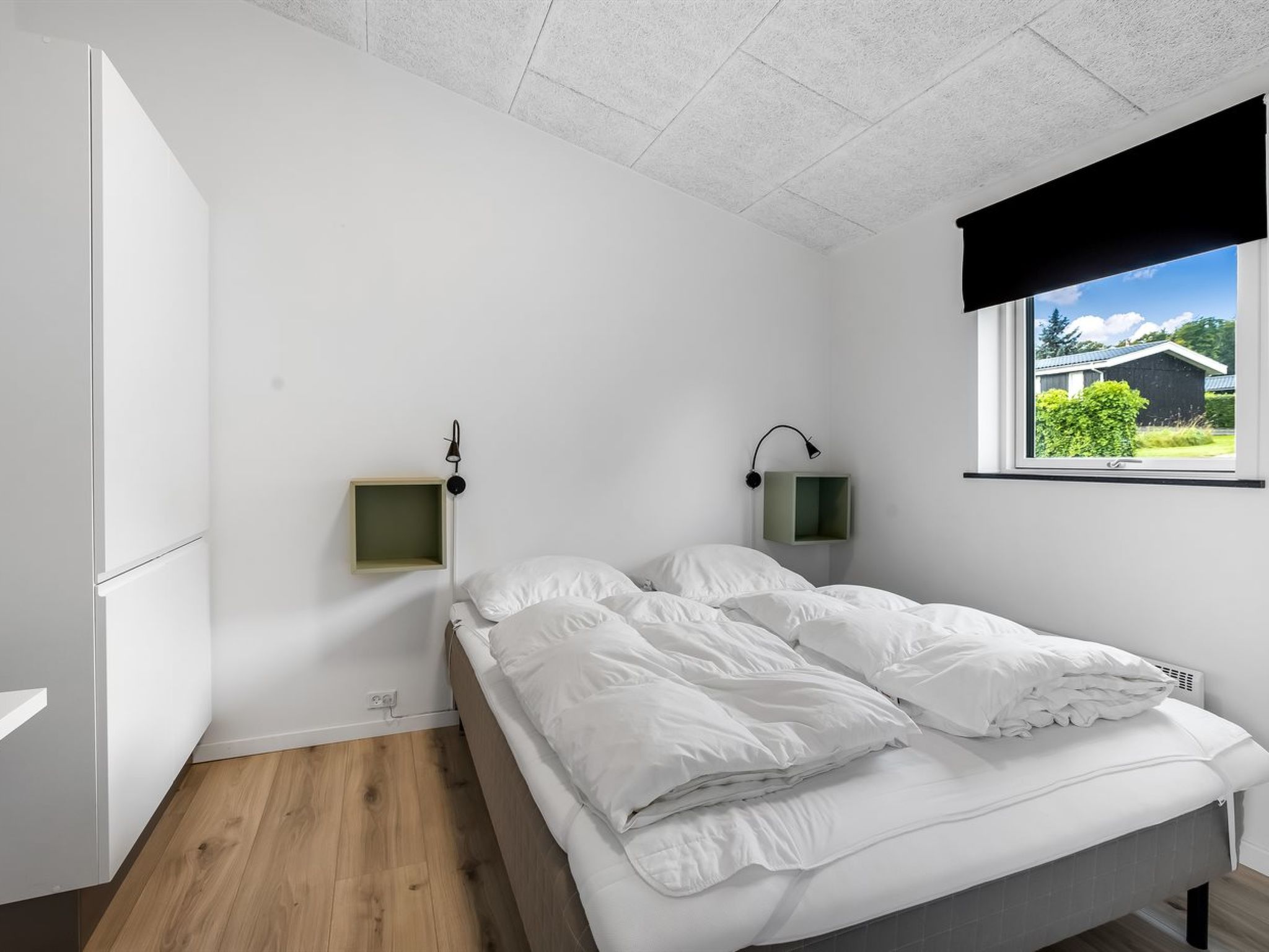 "Fin" - 150m from the sea-Binnen