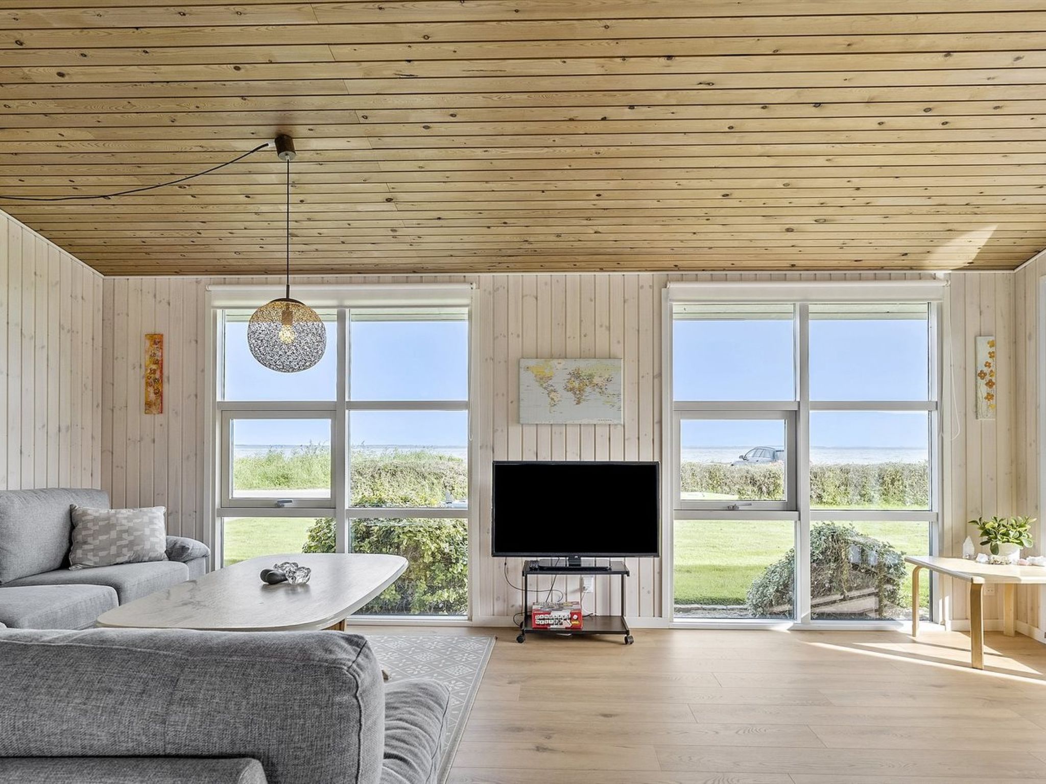 "Assarina" - 15m from the sea