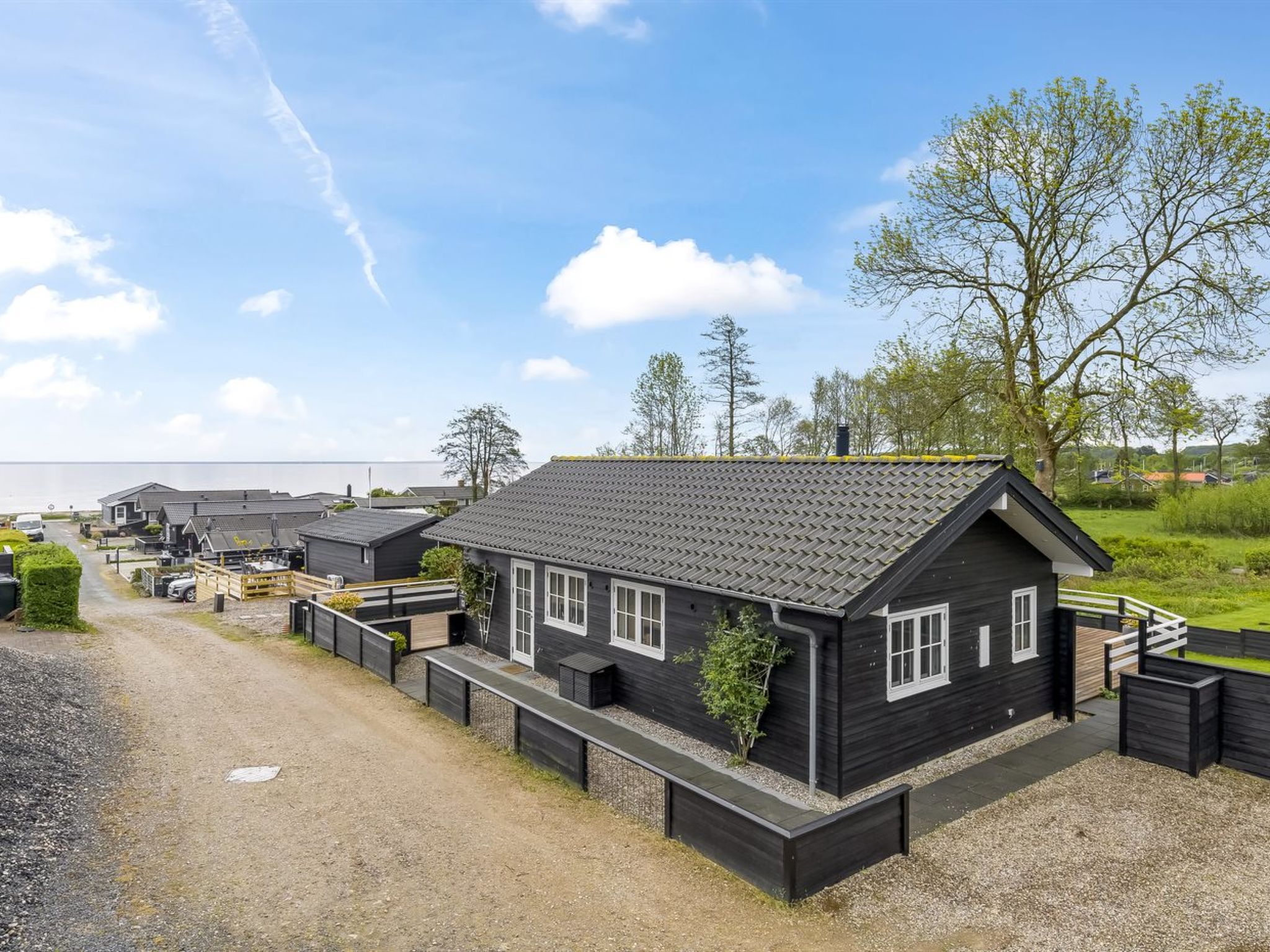 "Marlien" - 65m from the sea - Outside
