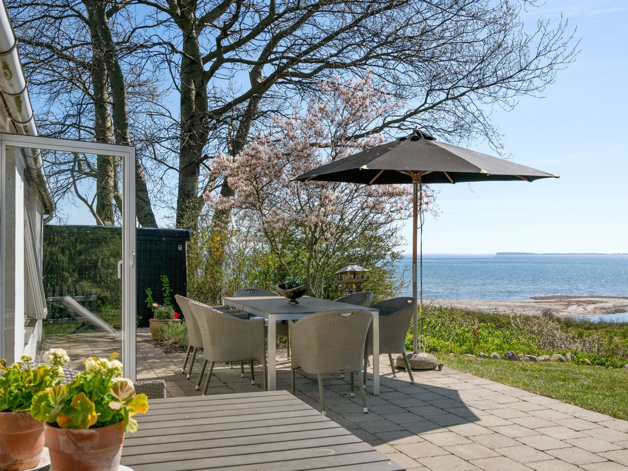 "Ose" - 50m from the sea - Buiten