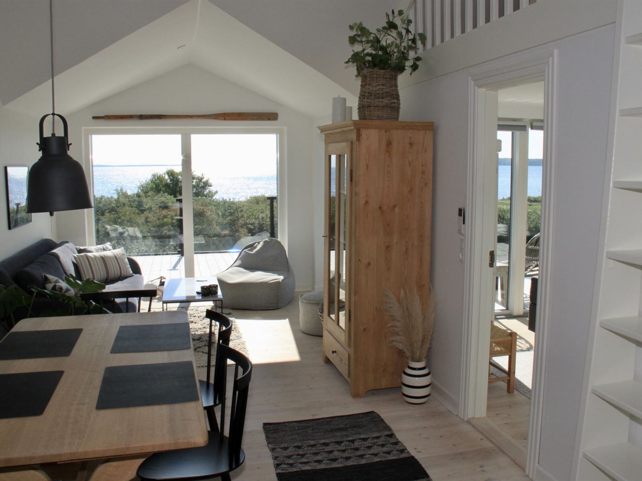 "Valia" - 20m from the sea - Binnen