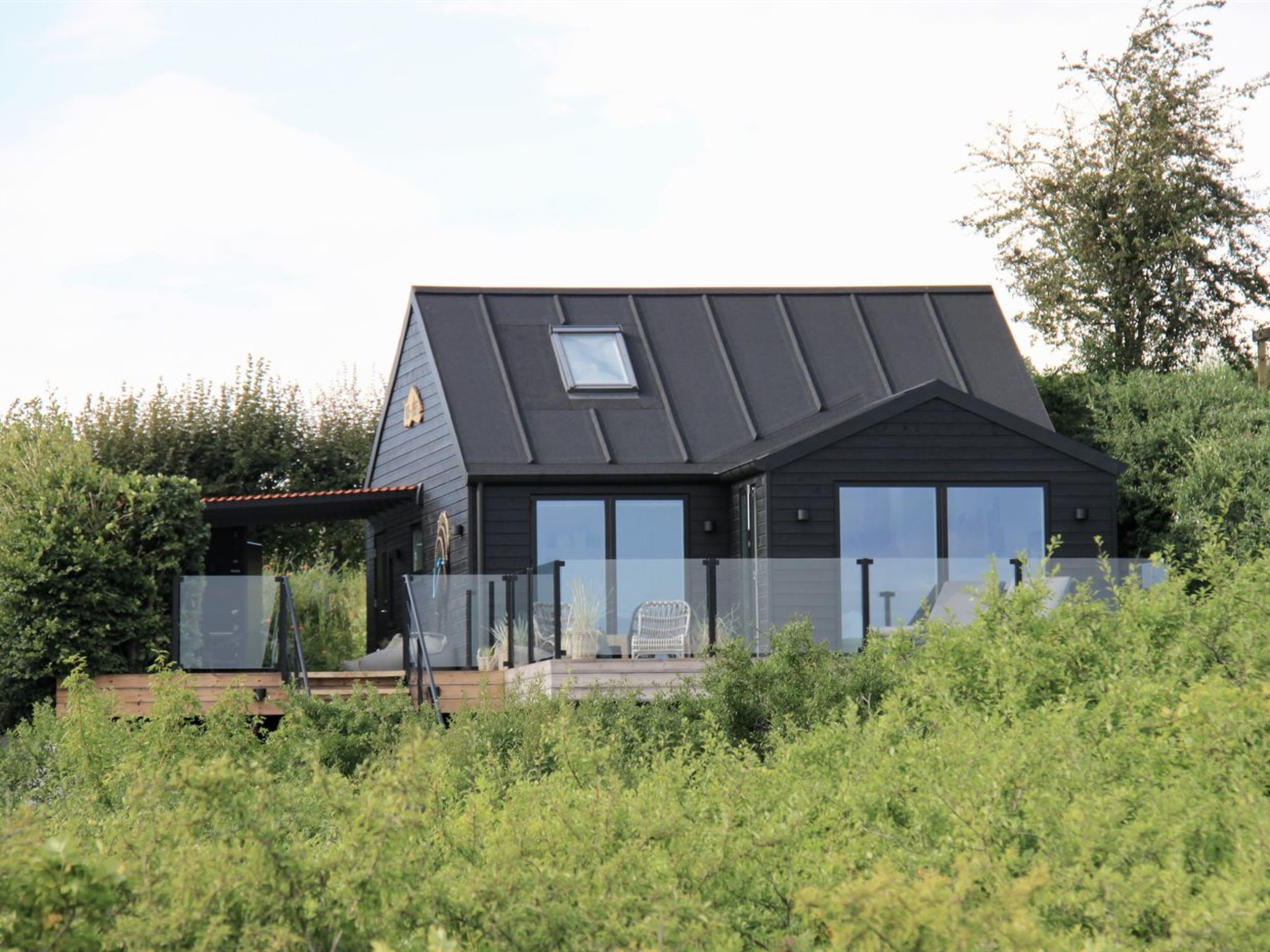 "Valia" - 20m from the sea - Buiten